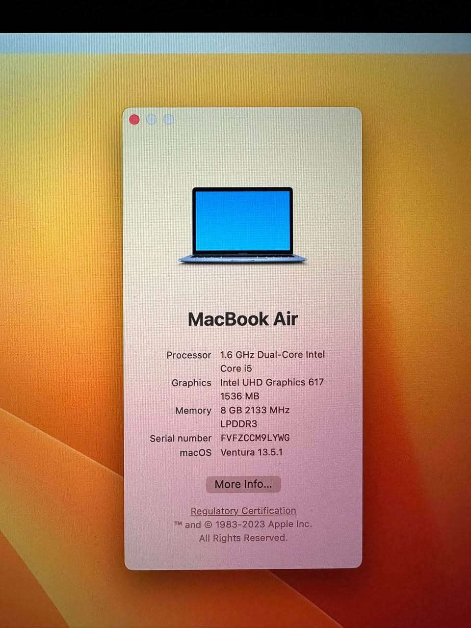 MacBook AIR "13" (2019)
Process : Core i5

Ram : 8 GB 2133MHz

Hard : 128 GB Flash storage SSD

Graphic: Intel UHD Graphics 617

Version: Late 2019

Screen: Retina screen 

Features: Touch ID

Ports : 2 port type-C

Keyboards: Arabic

Color: space gray 

Battery: 262 cycle count

 + HUB + leather bag

السعر ٦٥٠ الف وبيها مجال

*********** واتساب واتصل

نص مكتوب في الصور:
- MacBook Air Processor 1.6 GHz Dual-Core Intel Core i5 Graphics Intel UHD Graphics 617 1536 MB Memory 8 GB 2133 MHz LPDDR3 Serial number FVFZCCM9LYWG macOS Ventura 13.5.1 More Info... Regulatory Certification TM and (C) 1983-2023 Apple Inc. All Rights Reserved.