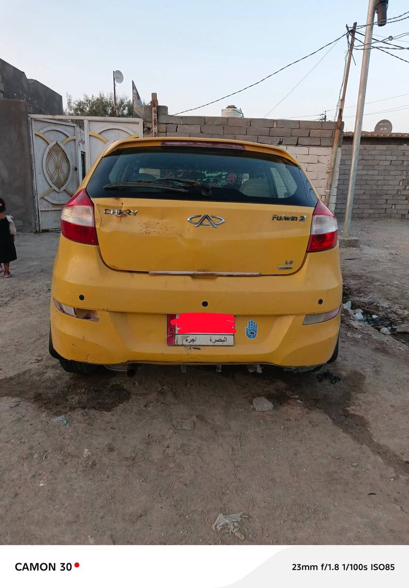 السلام عليكم شيرري مديل ١٣ رقم بصره راعيه بلناصريه موجود مكاني ناصريه مركز سياره مكينته تدخن سنويه نافذه صارله سنه ونص سياره مامطلوبه مصفره هيه وغرامات للستفسار رقمي *********** سعره رايده ب 15 ورقه
