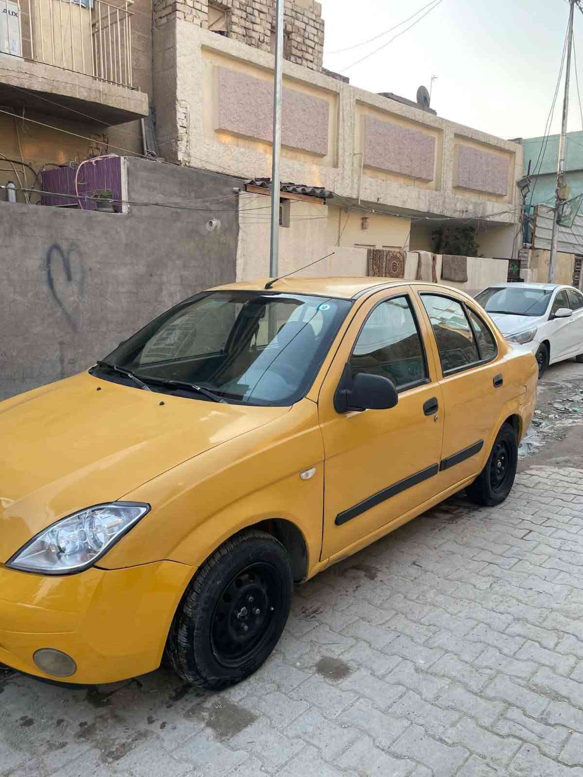 السلام عليكم طيبه موديل 2016 للبيع كير محرك جدد تبريد شغال مصفره هيه غرامات تحويل ثاني يوم السعر 28 بيهه مجال بسيط العنوان بغداد الوشاش ***********
