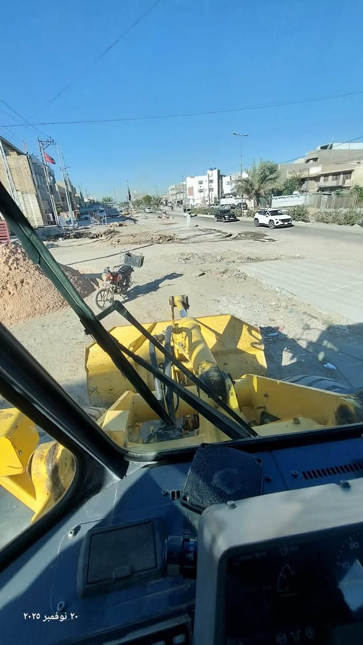موديل ٢٠٠٢
المكينه كفاله عامه سعر ٢٥٠يعني دفترين ونص 
رقم صاحب المكينه 
***********
