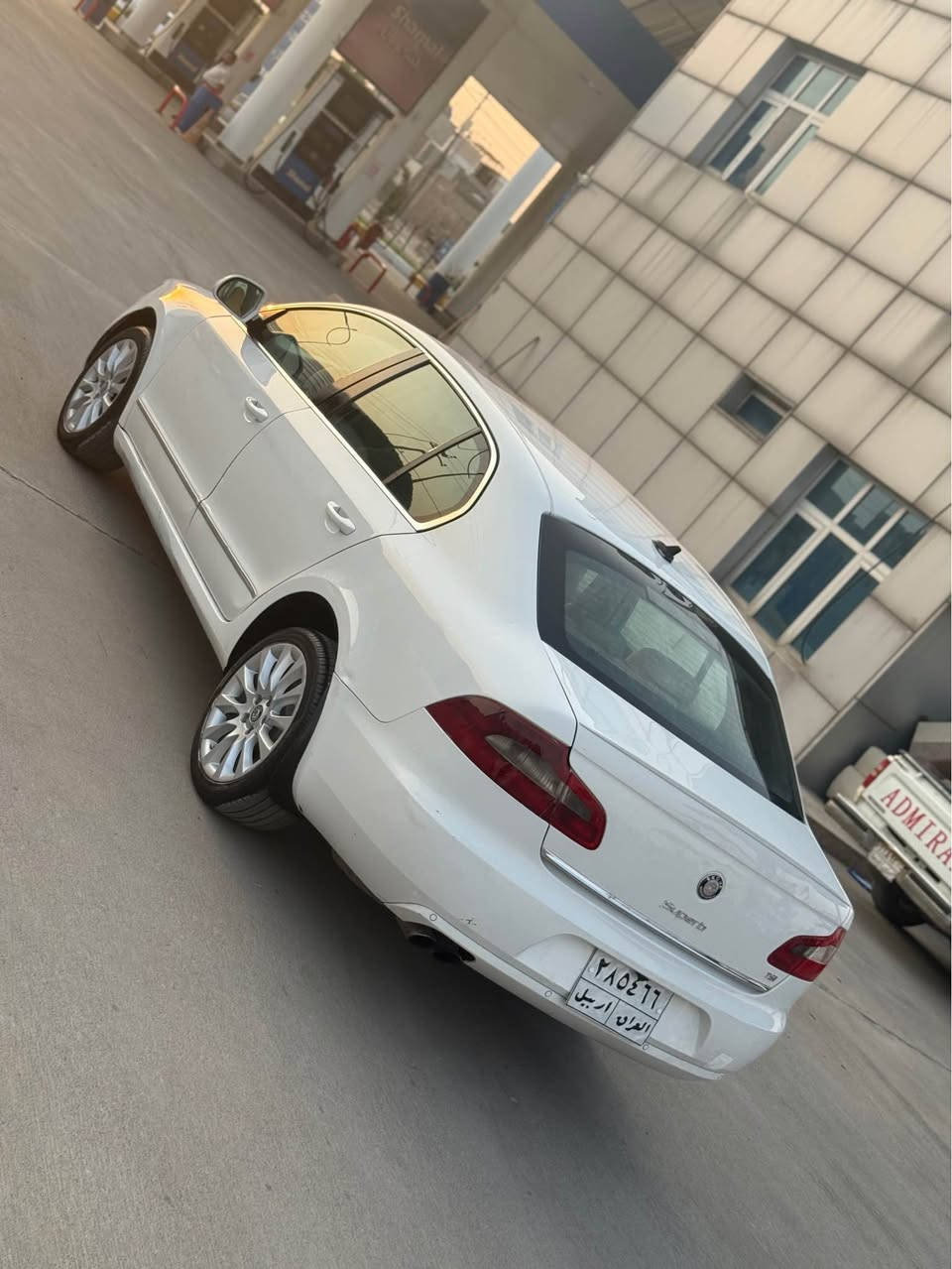 (***********) واتس ئاپى لەسەرە

Skoda super B 2012

خەليجى سفرى ئێرەیە و قەپات مواسەفات

(نرخى ٥٥ سافی  ١٧ خرامەی لەسەرە لەسەر کڕیار)

سەیارەکە ١ پارچەو نیوی سبوخه
بێ ناوگرتن بێ ئێڕباگ بە شەرت 

مه كينه ٢.٠ تۆڕبۆی ٤ پستۆنە 
٦ گێڕی مەرخوبە 

گێڕ و مەکینە و کارەبای بە شەرت 

سەنەوی بەسەرچووە ١٧ وەرەقە خەرامەی لەسەرە 

سەیارەکە بە ناوی خۆمە بە شەرتی وەکالەو تحویل دەی فرۆشم 

سەیاتەکە قەپات مواسەفاتە :- 
١-تۆماتیک 
٢-سلایت وە سلایتی تاقەشەمسیە بۆ زۆە شت بەکار دێت ئەو تاقە شەمسیە 
٣-کوشن هیتەر 
٤-سندوق بە دوو شێواز دەبێتەوە بە کاملی وە بەس سندوق 
٥-تحدید سورحە 
٦-ڤۆلیۆم 
٧-تراکشن 
٨-لایت حەدەسە زینۆن 
٩-فلجە ئەوتۆ 
١٠-هەر سێ جامی دواوە بیلاد پەردەیە 
١١- زۆر موقسەفاتی تر  

نرخيشى 55 سافی ١٧ خرامەی لەسەرە لەسەر کریار 

***********
سهیارەکە لە هەولێرە أربيل, العراق
