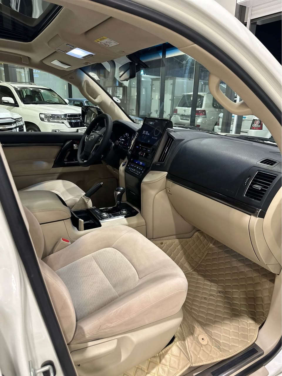 TOYOTA

LAND  CRUISER 

2020

GX.R

White

V6

4.0L

………………………………………………………………………….

تویوتا       لاندکروزەر  

2020      سپی  

6  پستن

مەکینە

4.0L

………………………………………………………………………….

شرکە   جیهان   ضمان ✅                    

………………………………………………………………………….

80      هەزار        رۆیە

………………………………………………………………………….

مواسفات

جی   اکس  ار

سیلایت

بەسمە
      

سەلاجە
 

شغال

تەبریت    مەرکەزیی

8.   پەرەشووت

شاشە  بەرز 

بلاجکتۆر

لایت   زینۆن

………………………………………………………………………….

بێ    بۆیاخ

بێ    تەزرە

بێ    تەحدیل

بێ   کرانەوە
 

………………………………………………………………………….

گێر  و   مەکینە   بەشەرت
 

هیچ  کێشەی  نیە

………………………………………………………………………….

رەقەم  و   سەنەوی   نوێیە

بەناوی    خۆمانە

………………………………………………………………………….

شوێن               هەولێر

معرض             مامۆ
*********** 
وا  تس  اپ أربيل, العراق
