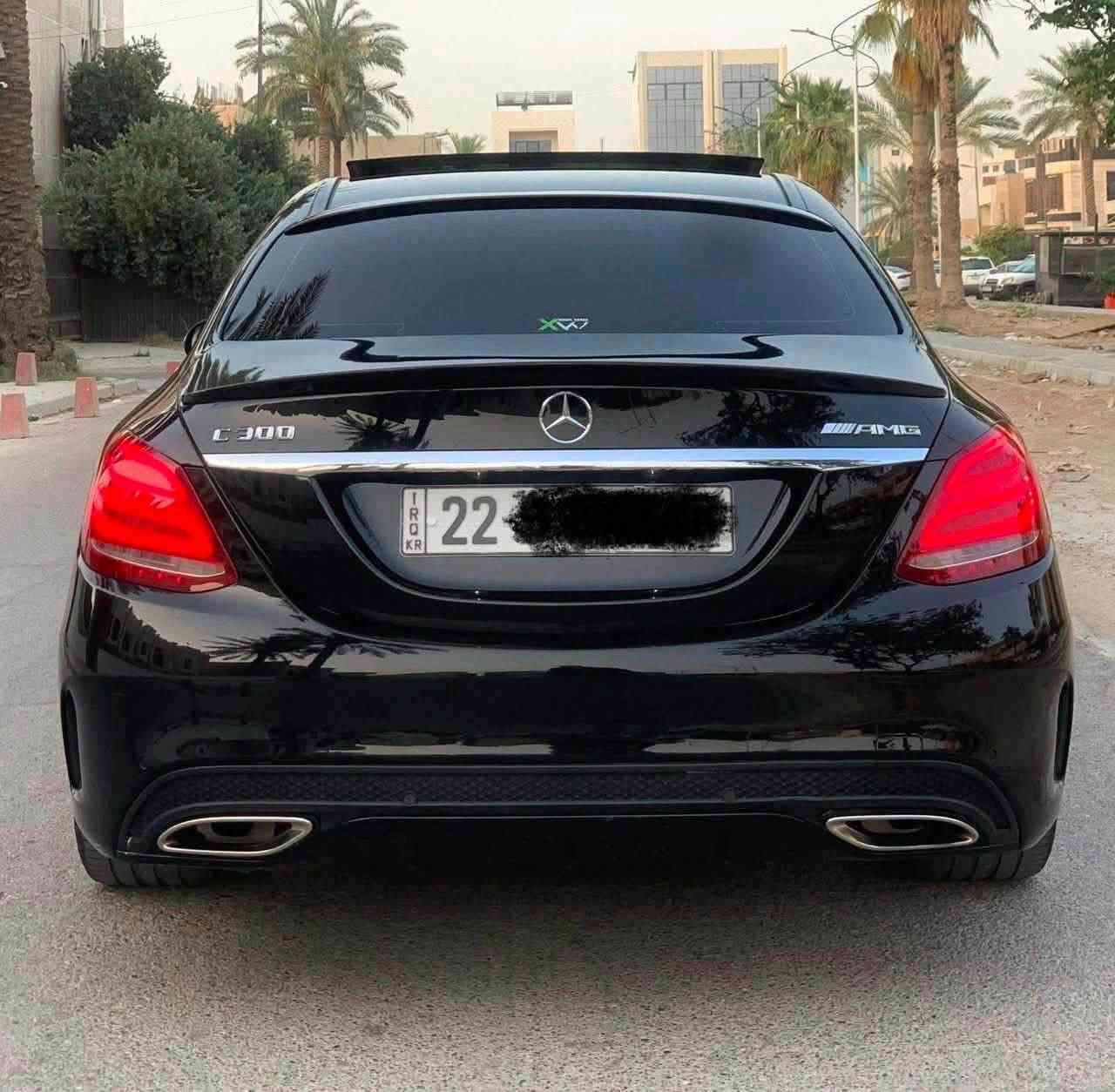 مارسدس 2016 C300 
فول مواصفات
محرك 2.0 تيربو 
ماشيه 150 
السياره حلوه وكامله ومابيه اي نقص 
السياره بيه قطعتين صبغ بدون دواخل 
للاستفسار 
***********
