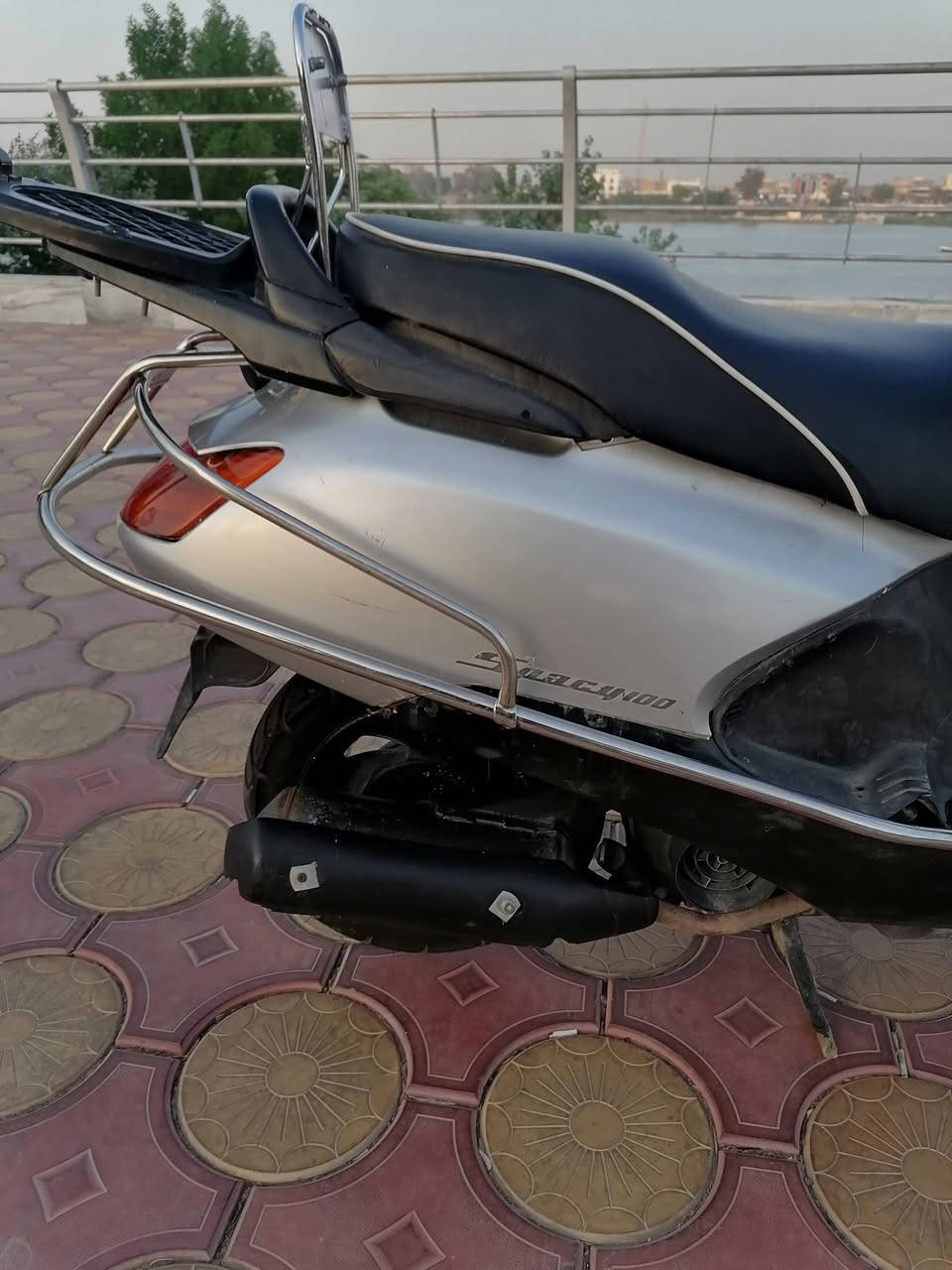 السلام عليكم سبيسي للبيع ياباني نكرة سلف هندر اشاير عالي ناصي مفتوحة مرة وحده رايمر كهربائيات كلها شغالة كفر اصلي سعر 550وبيها مجال قليل مكاني كوت ***********
