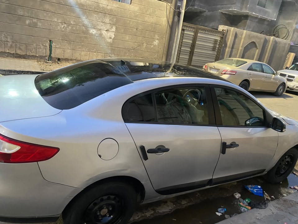 رينو فلورنس ٢٠١٣ سياره جاهزه مابيها نقص كير محرك تبريد حداده دواخل كلش حلوات لايت زنون مكانه البصره الامن الداخلي ***********
السعر ٤٥
