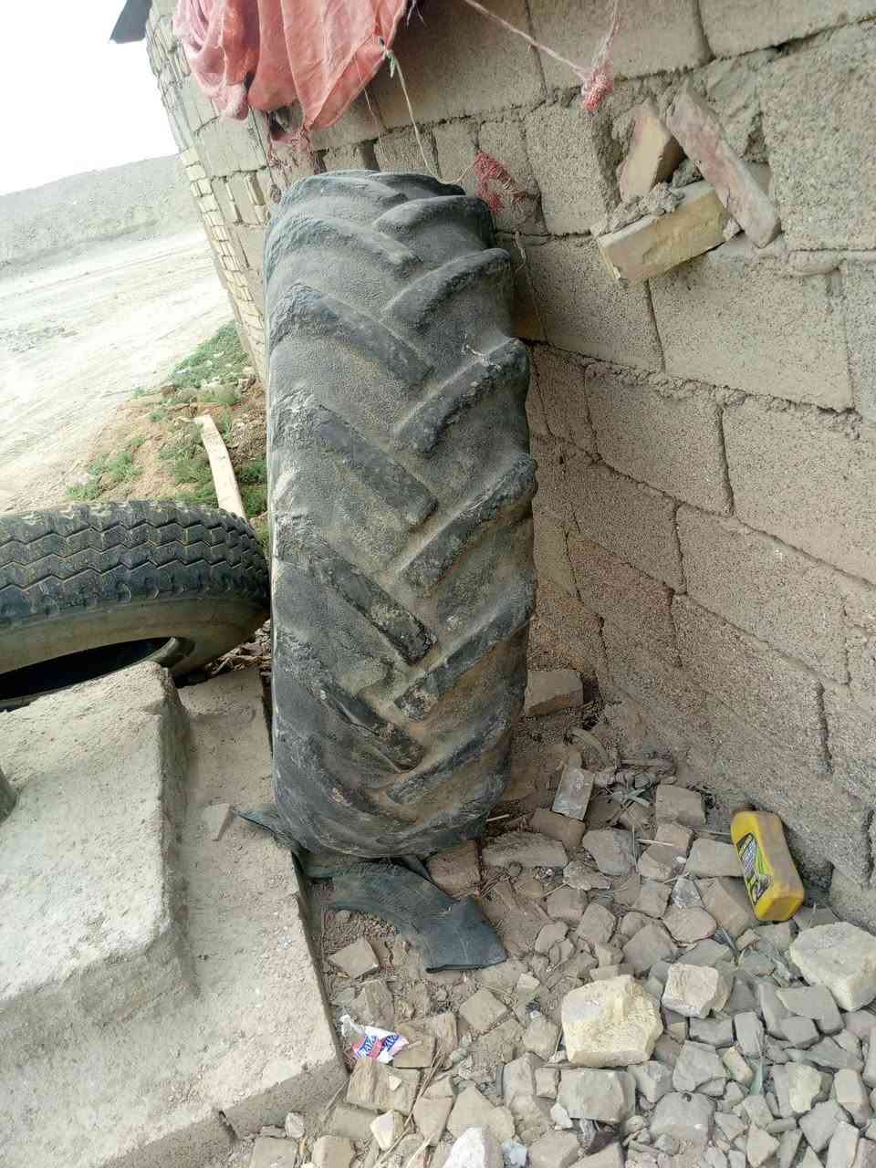 تاير • حجم ٣٠ • للبيع