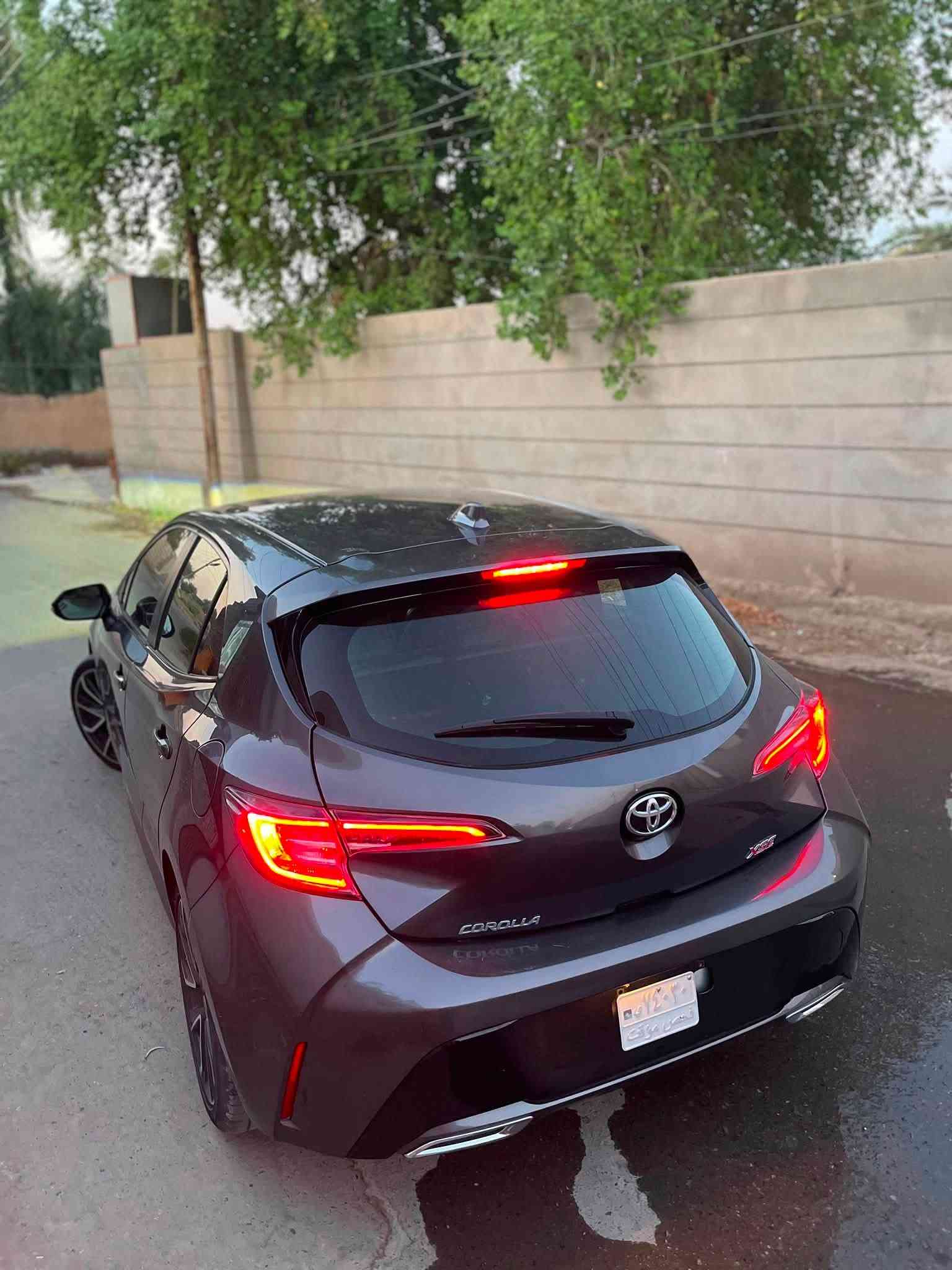 للبيع كورلا 2022 هاشباگ فول مواصفات عدا السلايت xse (منفيس تترقم جميع المحافضات عدا الشمال )السيارة بيها ثلاث اماكن صبغ بدون قطرة داخل ماشية45
##گير عادي ٦ نمر تشگ الگاع 
السعر 89$ والشراي يتدلل✨
***********📞

