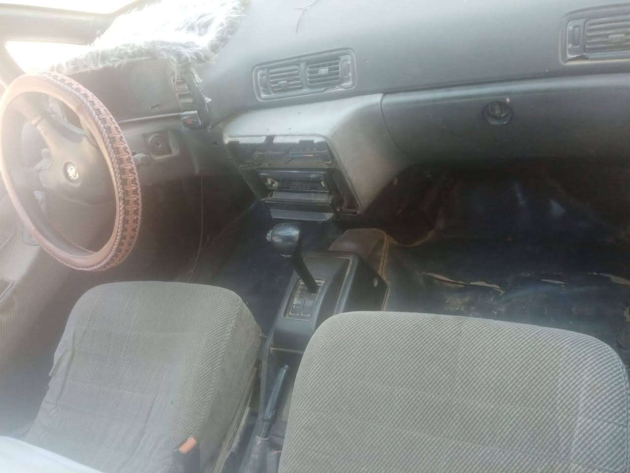 نيسان موديل 92مكينه وكيرمابيهن شي عندي ديلكومحترك ويم الكهربائي ومصلحه يوم السبت يشده ابيع هذاالموجودمراوس اوبيع ارقام الماني سنويه كارتونيه مااندل صاحبها سعرها 10اوراق مكانها كركوك قادسيه ***********
