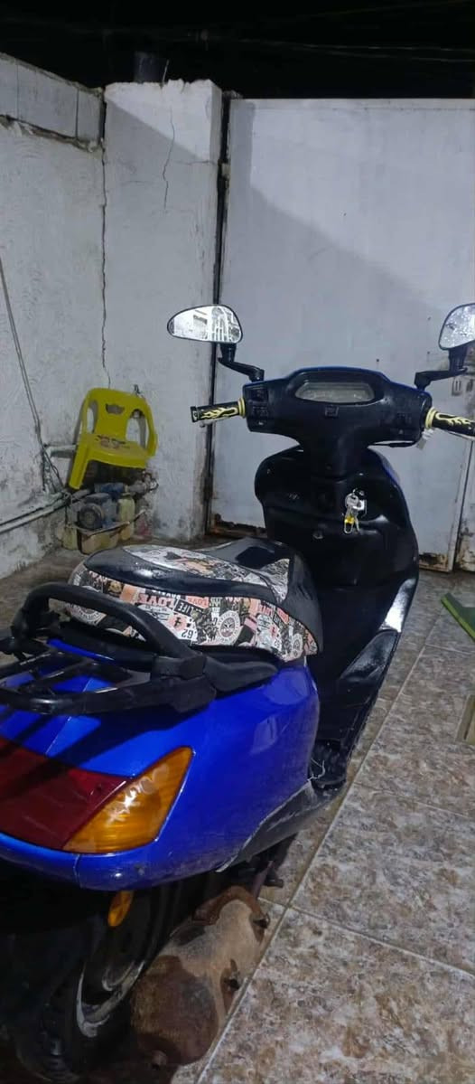 دراجة سبيسي ماليزي البيع دراجة بيهة نواقص قليل السعر ب200 وبيها مجال العنوان واسط طشاش الاستفسار خاص ورقم ***********
