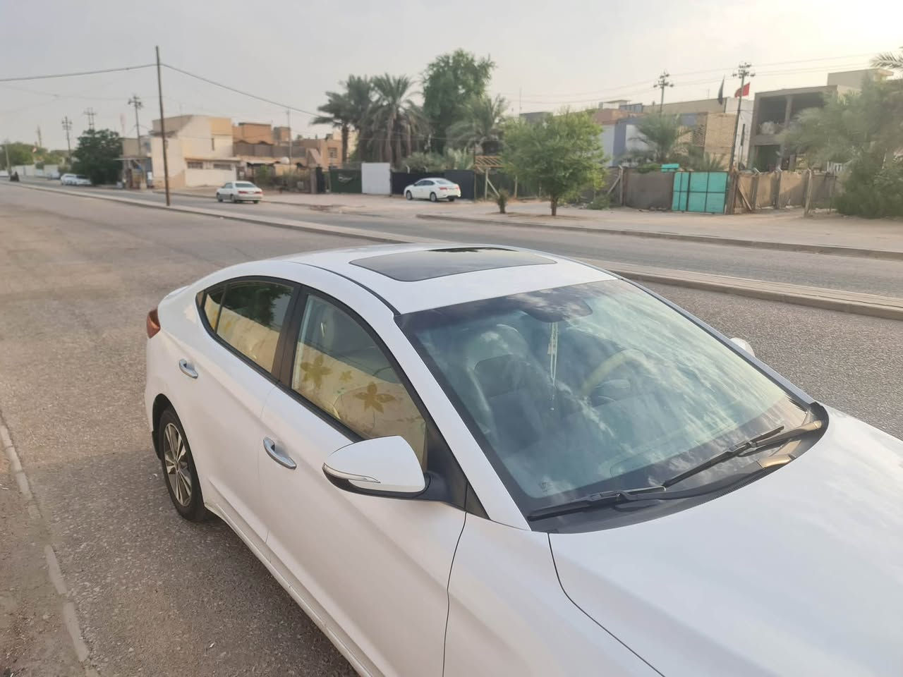 النترا 2018
بدون صبغ فقط بارد قليل جدا بالچاملغ الايمن 
فول مواصفات عدا البصمة
141,000 km
مكانها النجف
للاستفسار ***********
