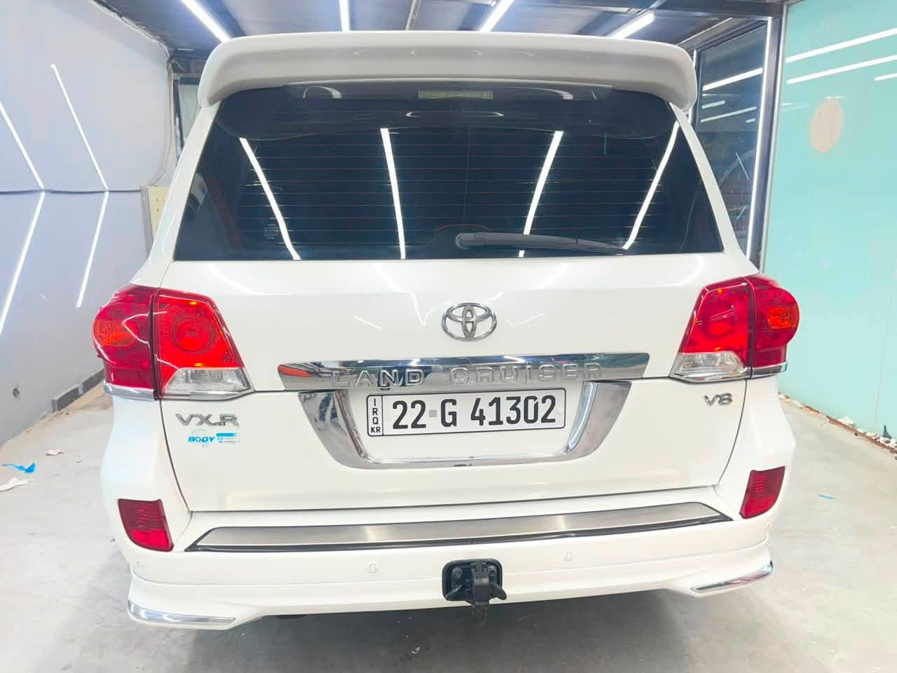 لاندكروز VXR-2014
السيارة مواصفات فول الفول وجاهزة من جميع النواحي ماكو اي نقص . السعر ٣٩٥ ورقة 
***********
