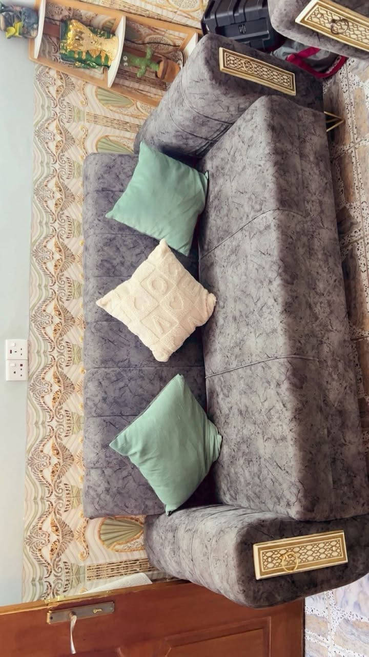 قنفات • ١٠ مقاعد • نضيف