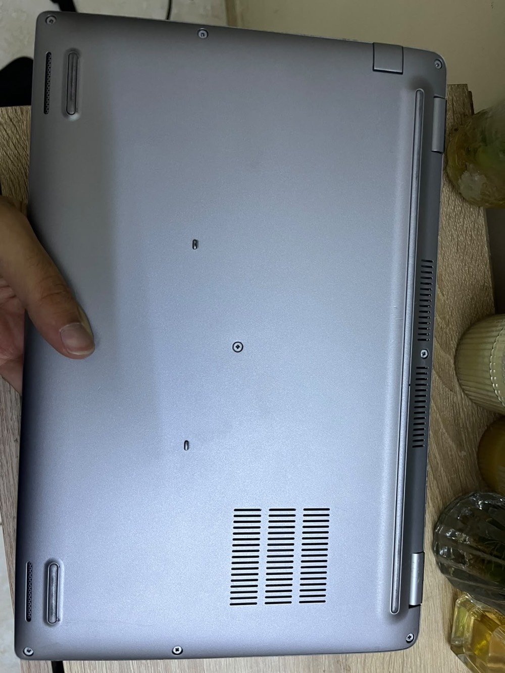 السلام عليكم لابتوب للبيع مواصفاته

Dell Latitude 5420
Laptop – Intel Core i5-1145G7 11th Gen Processor (4 Cores / 8 Threads), Intel Iris Xe Graphics, 16GB DDR4 RAM 2667MHz, 512GB SSD, Intel Wi-Fi 6 AX201, DirectX 12, Windows 11.

بصمة

السعر ٤٠٠
بغداد 
***********