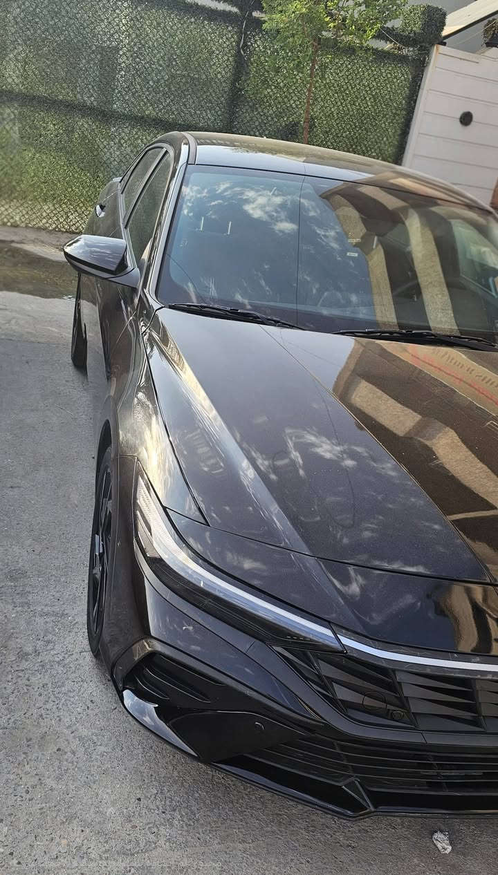 📢📢Hyundai Elantra SEL Sport2026$$152
....مودیل٢٠٢٦.وماشيةألف ميل فقط بدون لغود بدون شواصي.تقريرها تشتغل وتمشي من أمريكا.السيارةمصلحة كاملة للبيع على وضعها بدون أرقام تترقم بكل المحافظات عدا كردستان..بيها تبديل قطعةوحدة البنيد فقط.السيارة جديدة جدَّن وبريحة الشركة..
السعر 152ورقة وبيها مجال للشراي 
للأستفسار.العنوان بغداد حي القاهرة شارع الضباط مقابل حسينية آل الرسول☎️☎️
تلفون أو واتساب ***********

نص مكتوب في الصور:
- محتوى تم إنشاؤه باستخدام الذكاء الاصطناعي
