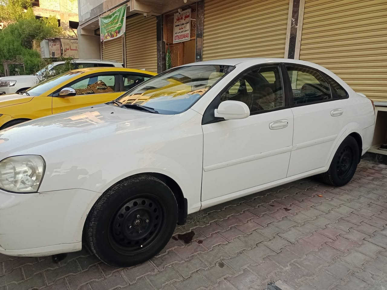 اوبترا موديل 2011
رقم واسط مشروع وطني 
سنوية لحد 2030 تحويل ثاني يوم سيارة بأسمي 
تخم تاير صدر جاهز 
كير ومكينة وكهربائيات كلها 
كاملة على داير ملم ما بيها اي نقص 
تبريد ثلج 
لايت زنون 
بيها صبغ فقط جاملغ ايمن الامامي باقي كله مكفول 
السعر 73 وبيها مجال 
العنوان بغداد الاعظمية 
رقم الهاتف ***********

#ملاحظة السيارة صح سعرها أقل من خواتها بالسوك 
اني اني متوازي اريد ابيع بسبب ظرف
