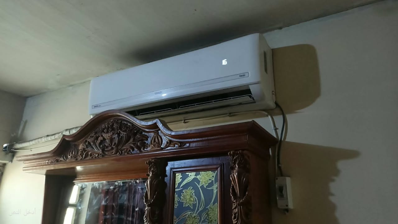 السلام عليكم غراض بيت للبيع
غرفه نوم صاج تسكام مو سوكية مليون ونص 
تخم تركي مابي اي ضرر 350
ميز طعام و3 كراسي ب 50
سبلت جديد شغال موسم واحد طن ونص 300
بلازما حجم 65ب 400
ميز بلازمة ب 30 
غساله 
اوتوماتيك مستخدمه شهر 250
مخزن جوة الدرج يصير كامل قطعتين HDfب 150 بلازما حجم 42 ب 150
مجمدة 150
العنوان ابودشير قرب مدرسه الفيالق***********
