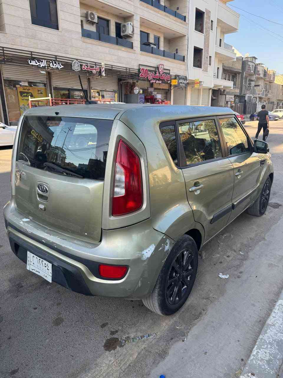 السلام عليكم اخوان صول موديل ٢٠١٢ امريكي ٢٠٠٠ دوش
تحويل ثاني يوم 
مكفوله تبريد وكير 
محرك قبل فتره متصلح الكازكيت مالتها والسياره على وضعها ابيع بس شويه يرادلها ترتيبات مكان بغداد سبع ابكار 
تخم تايرات جديدات 
صدر جديد
للتواصل واتساب 

***********
