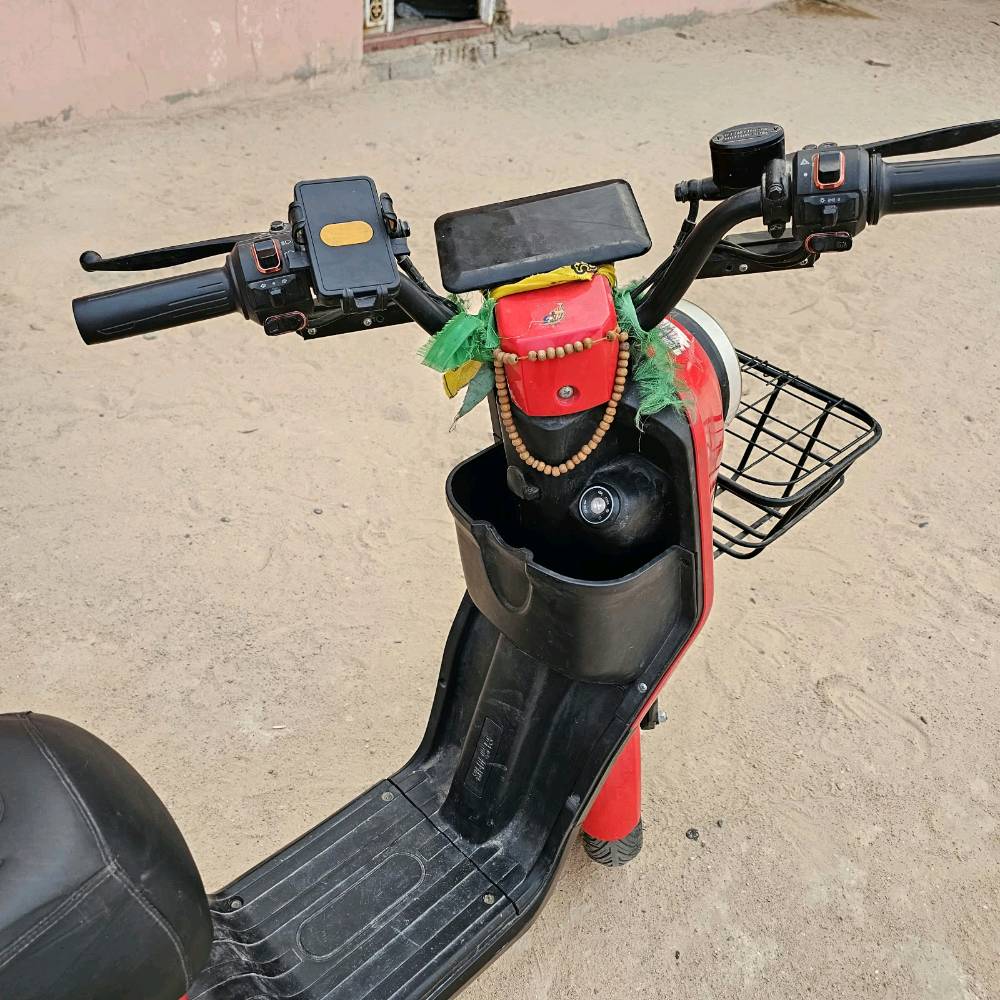 ار٩ • موديل ٢٠٢٥ • عطل بطاريات