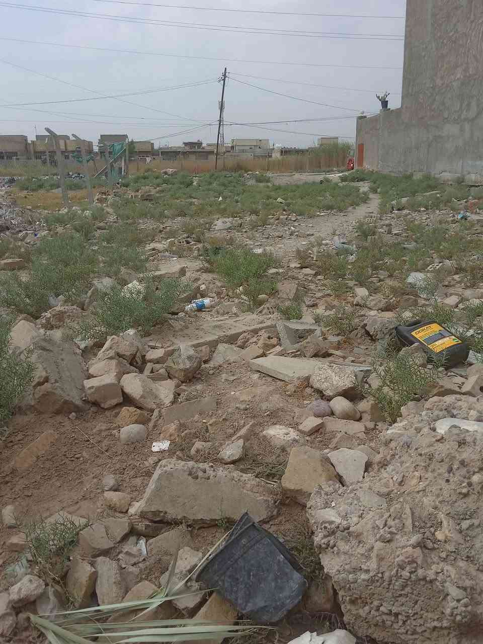 دوانم شارع بلوك • ٣٠٠م • قطعة للبيع
