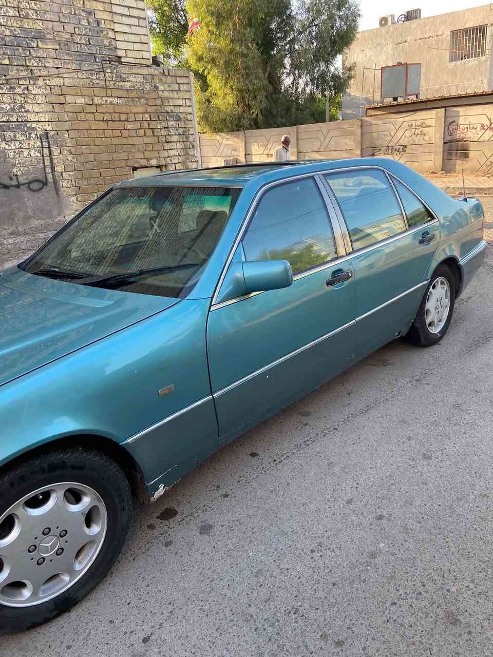 للبيع مرسيدس شبح موديل 93 مكينه وكير كفاله تابوت صدر امامي خلفي جديدغرفه بلادي   سياره كامله وين ما تريد تراي 
تخم تاير مري شفط ارير شغال دواخل بلادي جلد رصاصي بلادي صبغ يخبل احلا من صور رقم بغداد نكليزي راعي سياره جاري يعني شوكت ما تريد تحول مكان سياره بغداد الحسينيه 
السعر 55منضومه جديده تبريد ***********
