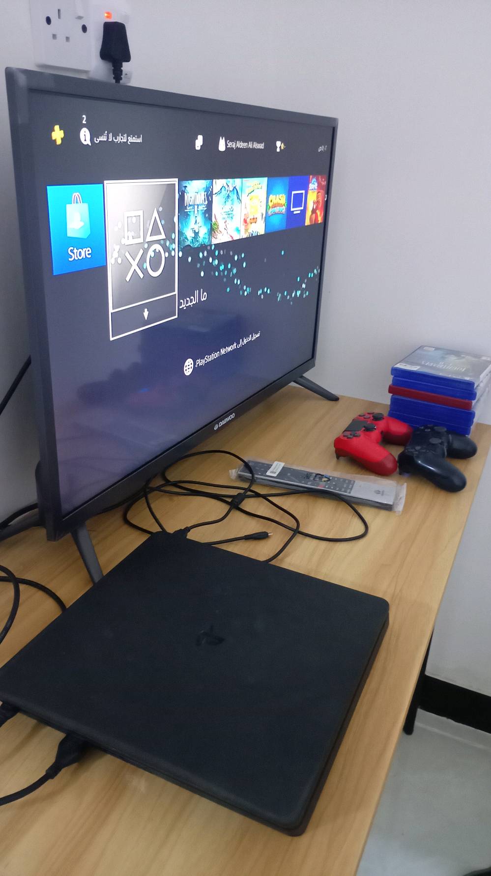 Playstation 4 slim
بلي٤ سلم للبيع
جوستك عدد ٢ (واحدة اصلية والثانية تجارية)
كيبل شحن اصلي للجوستك
اقراص جديدة عدد ٨ موضحة بالصور
يو بي اس بقدرة ساعة عند انقطاع الكهرباء
شاشة DAEWOO (بدون HDR)
ميز خشب مكتبي مناسب للدراسة او للبلي

ملاحظة: منفذ الاقراص في بعض الاحيان يحتاج ادخال القرص اكثر من مرة لكي يقرأه البلي لكنها حالات نادرة
التحديث الى آخر تحديث من الشركة ١٤

السعر ٣٠٠ ألف قفل من دون اجور النقل

الموقع حي اور / بغداد
هلا، تگدر تذكرلي سعة البلي سْليم شكد بالضبط؟ 500GB لو 1TB، وهل بيه أي صيانة أو تبديل هارد سابق؟: 
500GB، فقط تبديل هارد
بالنسبة للشاشة DAEWOO، شكد حجمها تقريباً؟ وهل بيها أي مشاكل مثل خطوط، بكسلات ميتة، أو ضعف بالإضاءة؟: 
٣٥ بوصة اتوقع، لا يوجد مثل هكذا مشاكل
الـ UPS من نوع Nexxt شكد سعته أو موديله بالضبط؟ والبطارية بيها جديدة لو مستخدمة، وشكد تقريباً تكعد وقت فصل الكهرباء؟: 
البطارية جديدة، ساعة كاملة مع التلفزيون
الأقراص الثمانية أصلية لو نسخ؟ وإذا ممكن تذكر عناوينهن كاملة وحالتها شلون (نظيفة/مخدوشة)؟: 
اصليات بدون خدوش
وترى البيع شامل البگج كله لو تقبل تبيع القطع منفصلة؟ وشنو أقل سعر نهائي إذا الشراي يجي يستلم من حي أور؟: 
البيع كامل الا اذا المشتري جداً ما يحتاج قطعة من المذكورات