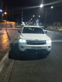 جيب 2022  وراد امريكي  السيارة ماشية 74 الف  محرك 3600 سيارة فول  الحا...