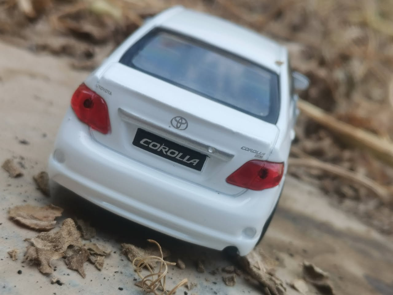 للي يريد يتميز شوي مجسم تويوتا كورلا TOYOTA COROLLA الشكل من 2009 الى 2010 السعر 11 للتواصل *********** ومتوفر توصيل ❤️
