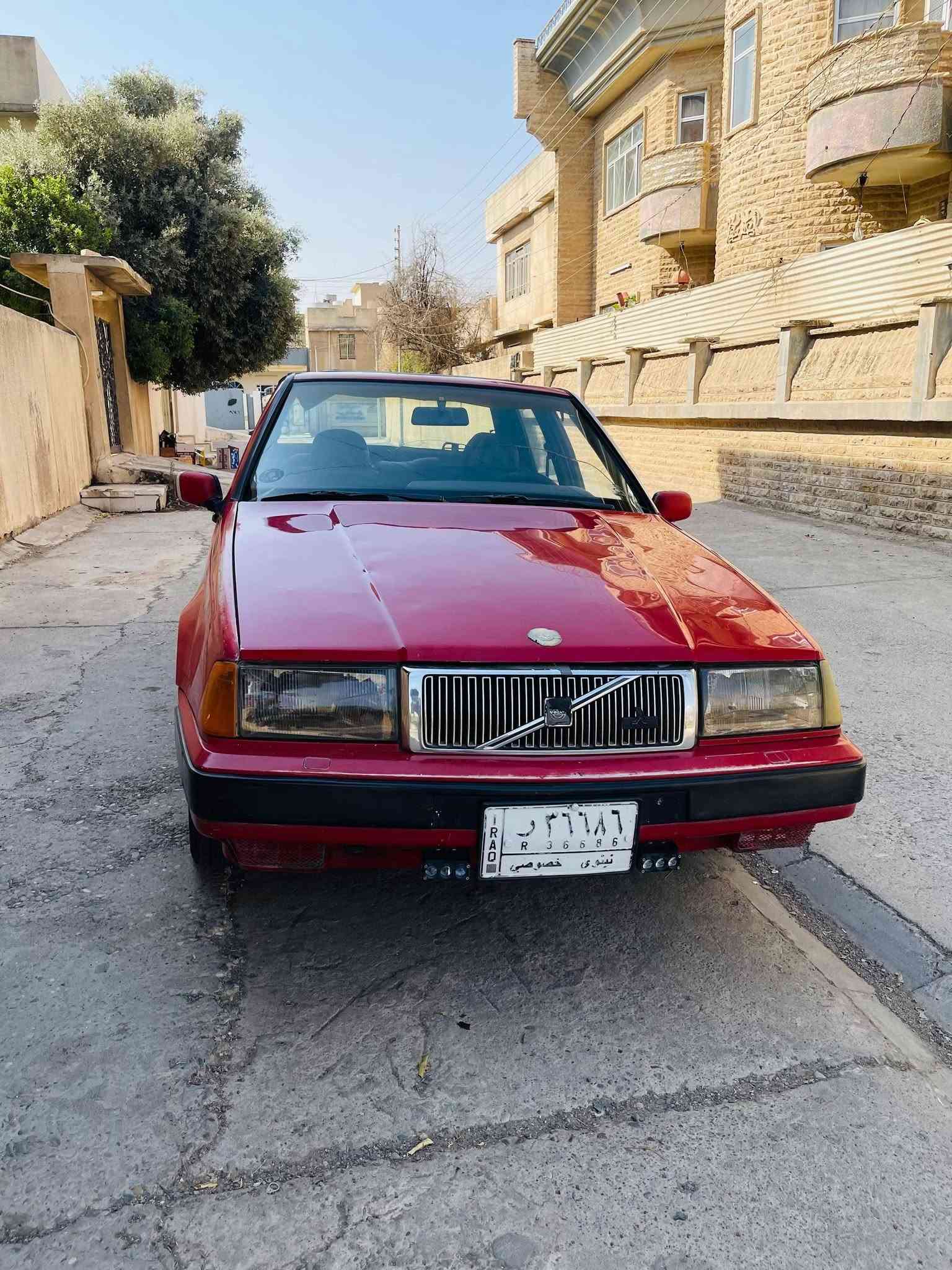 السلام عليكم سياره فولفو للبيع موديل 91 الحجم 460 محرك 18 السياره رقم نينوى الماني 2029 تنتهي السنويه السياره مكفوله من الحادث صبغ ما بيها السياره قدام العين السياره بها كابون جديد  الاستفسار اكثر على هذا الرقم *********** الاستفسار على الواتساب السعر 25 ورقه وبيها مجال
