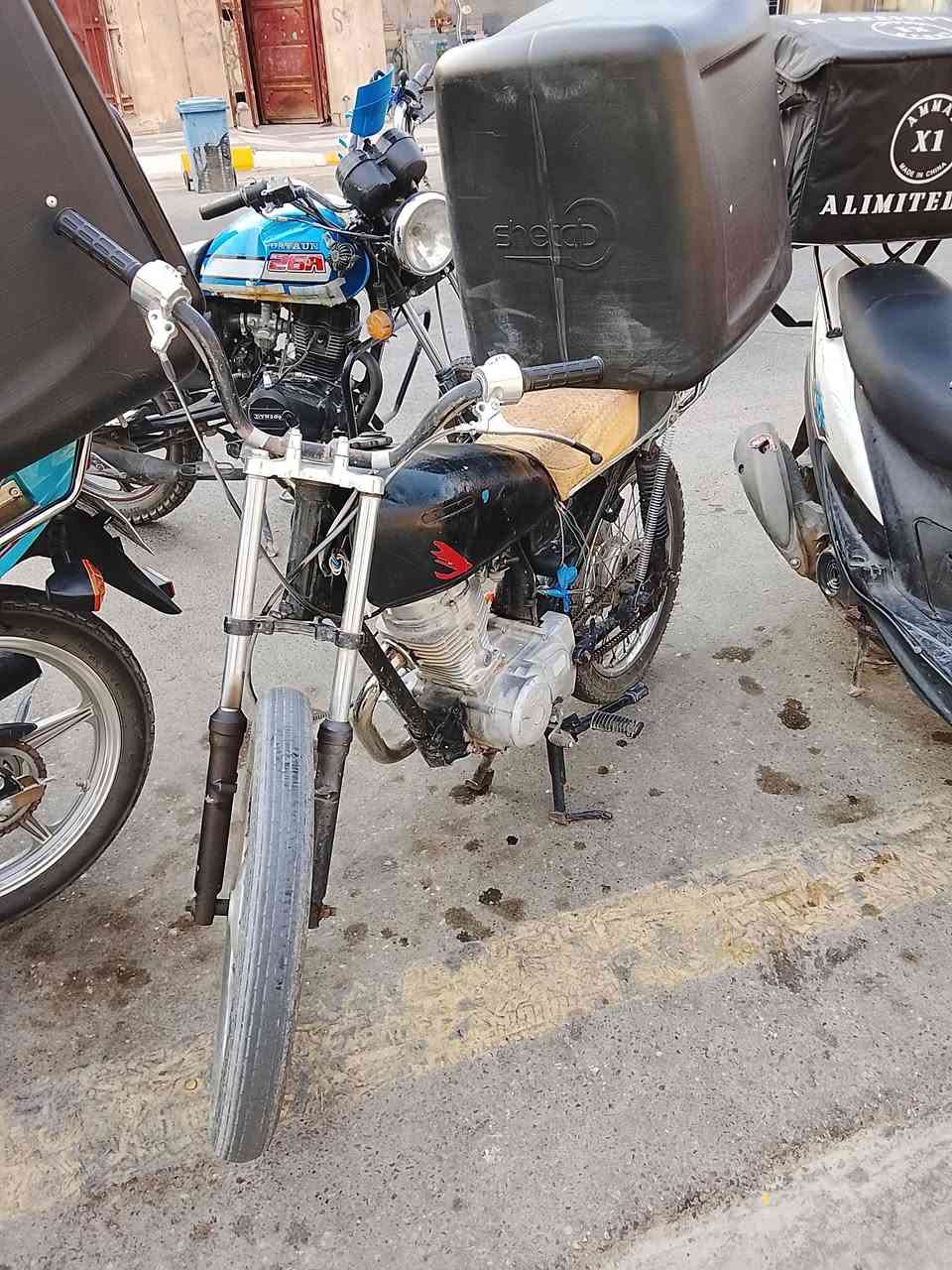 دراجه للبيع سعره. 225
وبيه مجال بصيط حك الجيه ***********
