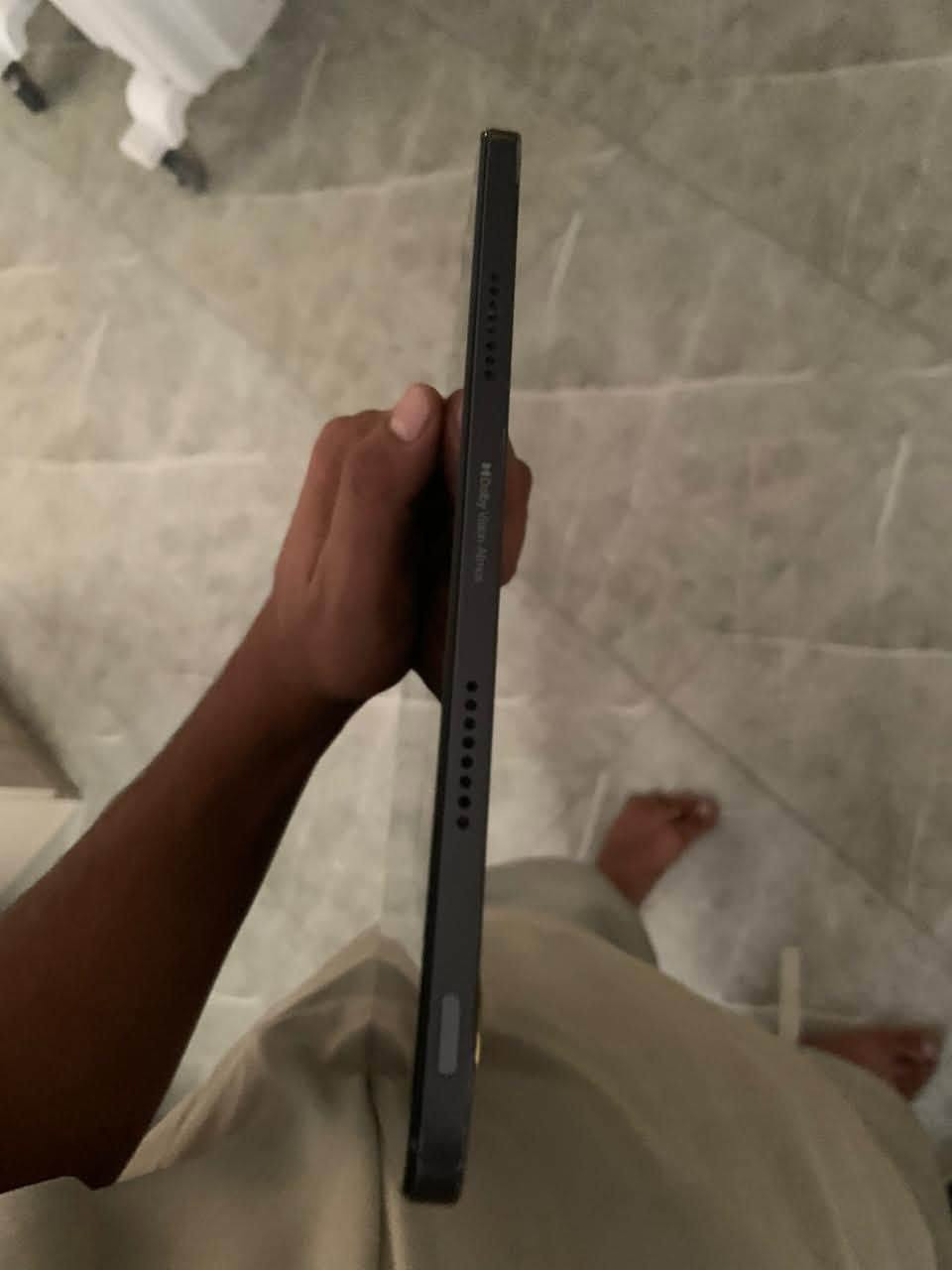 ‏سلام عليكم عندي ايباد
بوكو ￼برو M1 iPad

ذاكره 256 

نضيف الجهاز ٩٠/١٠٠

ويشغل بوبجي ٩٠فريم 

السعر 250

مكاني بغداد بلديات 

رقم الهاتف ***********
