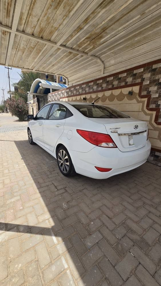 اكسنت 2016 خليجي فول مواصفات كفاله عامه
١.فتحه
٢.تحكمات ستيرن
٣.اشاير بالمري
٤.شاشه
٥.دسكات ٤
٦.كاميرا خلفيه
٧.نضام ايكو
٨.ويل كب عدد٥
٩.سويج عدد ٢
 ١٠.بك لايت لد ولايت امامي زنون
محرك 1600 دوش قطرتين
كير ومحرك بعدهن بلادي وتبريد ثلج ❄️
العنوان -السماوه-
سياره ماشيه 60
دوشمه جلد كامل الارضيه مع الكشناة
السياره بأسمي تحويل مباشر 
للاستفسار *********** السماوا, المثنى
