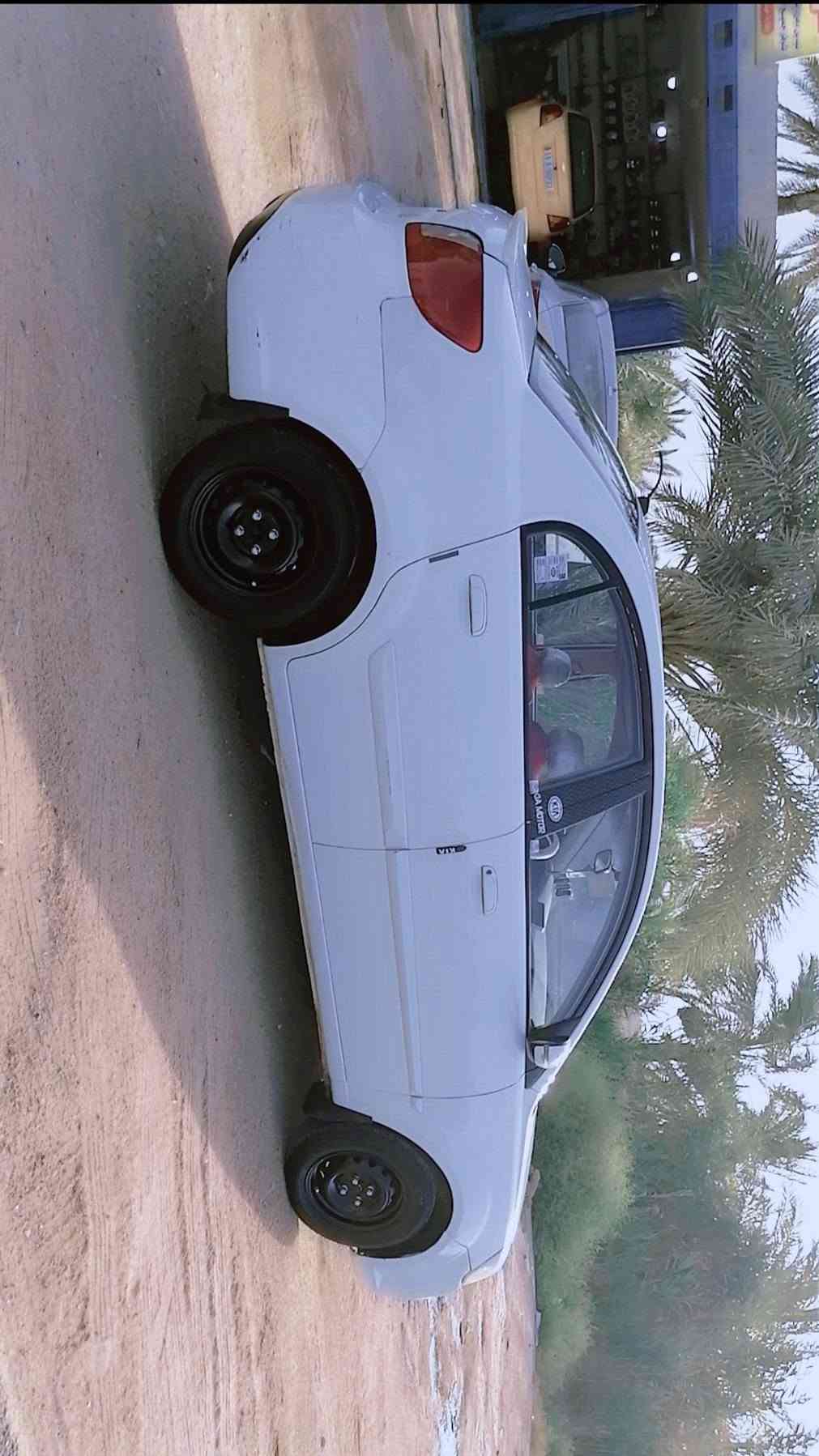 السلام عليكم
كيا ريو مكفوله من الضربه  خليجي ٢٠١١ رقم بصره  الجديد مداور ثاني يوم  
محرك ١٦٠٠ كير تبريد صدر ممتازات سياره جاهزه كل نقص مابيه تخم تاير جديد باتري جديد غرفته جديده  سياره بيه صبغ اثر طخات جاملغ وشويه من الهلال وسونارها موجود    
السعر  80 $ وبيه مجال بسيط
الاتصال.  *********** 
عنواني ناصريه مركز

