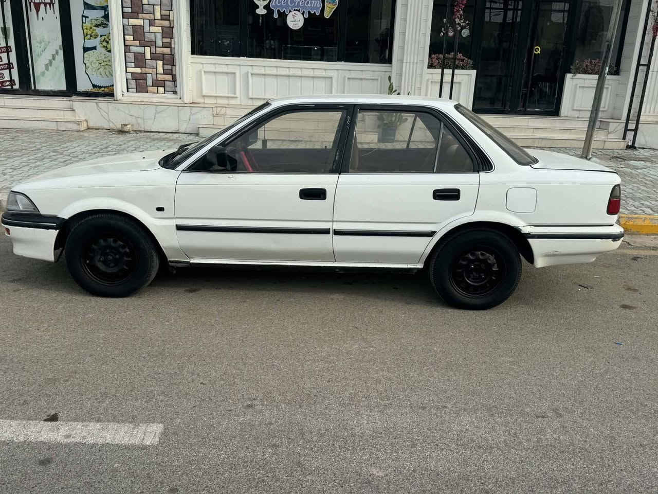 كورلا ١٩٩٢ • للبيع