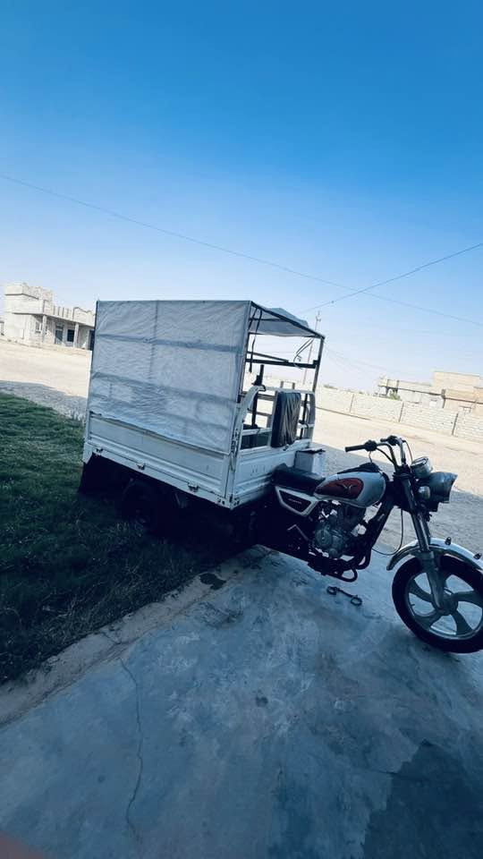 السلام عليكم 

ستوته للبيع موديل٢٠٢٢ محرك ٢٢شرط دمعه شاصي شرط 
محجل السقفيه موجوده بس شده منغيس مكاني كياره قريت العوسجه 
السعر ٩٢٥وبيه مجال رقمي ‭***********‬
