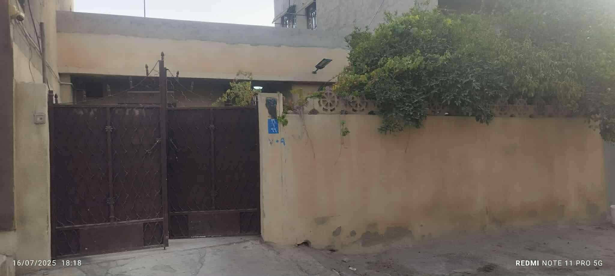 دار للبيع حي صدام المدخل الاول ٢٠٠متر محدث بسعر مناسب للتواصل خاص

نص مكتوب في الصور:
- 16/07/2025 18:18 REDMI NOTE 11 PRO 5G