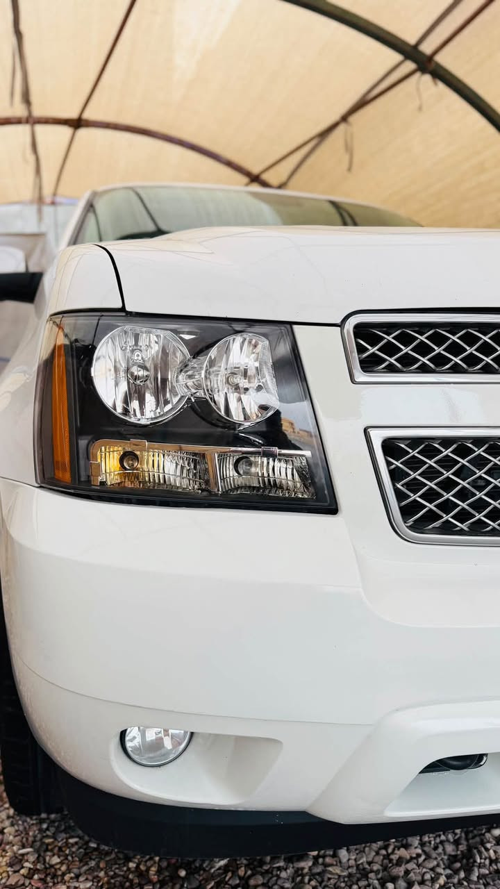 تاهو LTZ • ٢٠٠٨ • ابيض خليجي