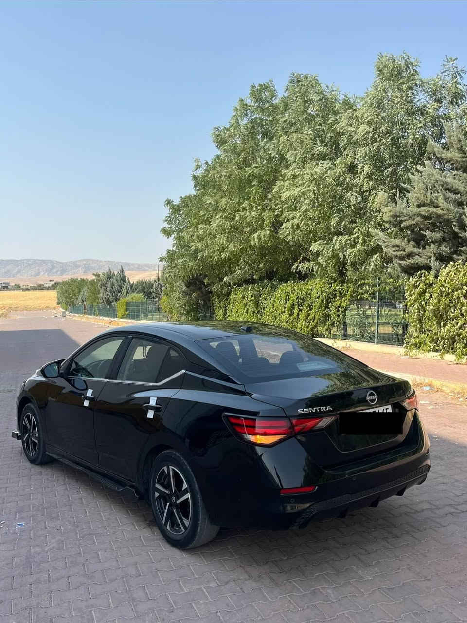 Nissan Sentra 2024 SV
بنيد صبغ بدون دواغل 
ارباك ستيرن سستم شركه
فحم رادار بيلادي شركه
موصفات 
شاشه
كاميره
حساس
رادار
تحديد سرعه
ويل كروم
بصمه
باب بصمه
قودي رادار
شحن تايب سي
شحن يو س بي

عنوان عقره
*********** أربيل, العراق
