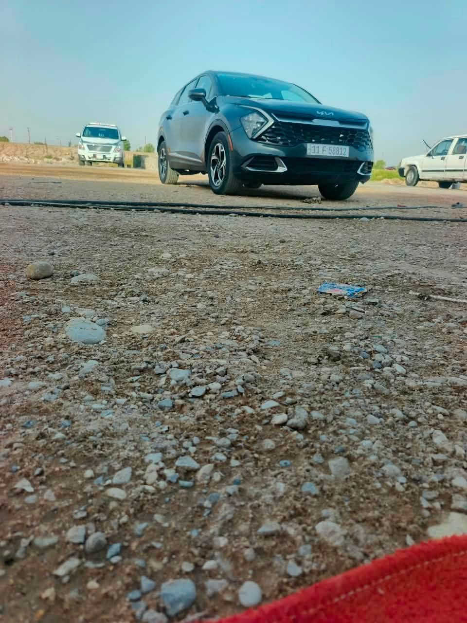 السلام عليكم
سبورتج 2024 
وارد امريكي 
محرك 2500
رقم بغداد  
السياره جديده ماشيه 35 
باقي التفاصيل خاص السعر 175او بيه مجال مكان السياره ذي قار الغراف ***********
