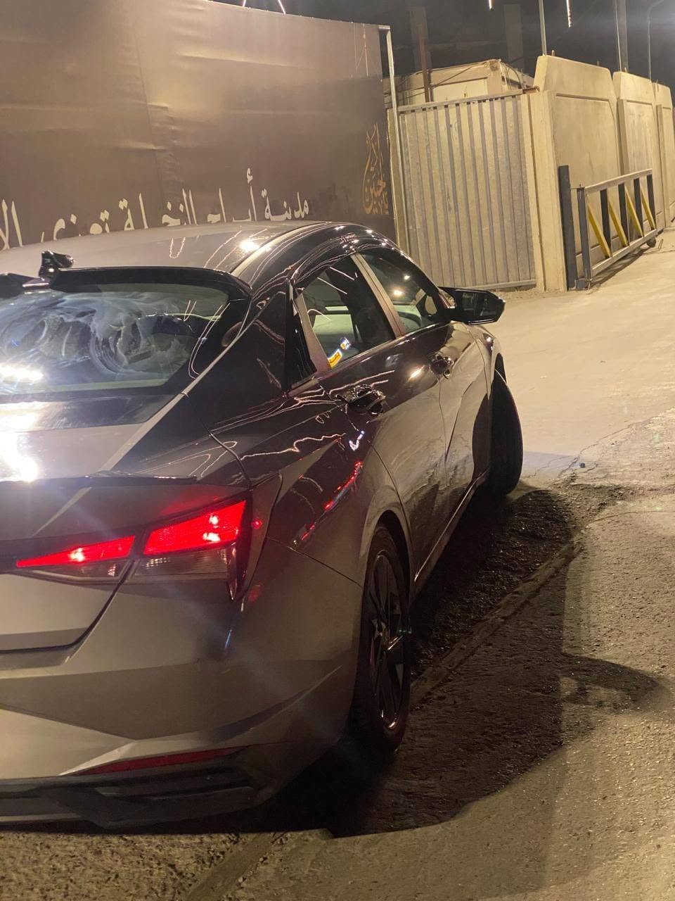 سلام عليكم للبيع النترا موديل 2021 نص فول محرك 2000 مواصفات بصمه تشغيل عن بعد صندوق ذكي رادار امامي خلفي وجانبي لايت زنون واشاره ترحيب باقي المواصفات المعروفه وصور الحادث داخل المنشور لاستفسار اكثر الاتصال للرقم ***********

نص مكتوب في الصور:
- 54294951X