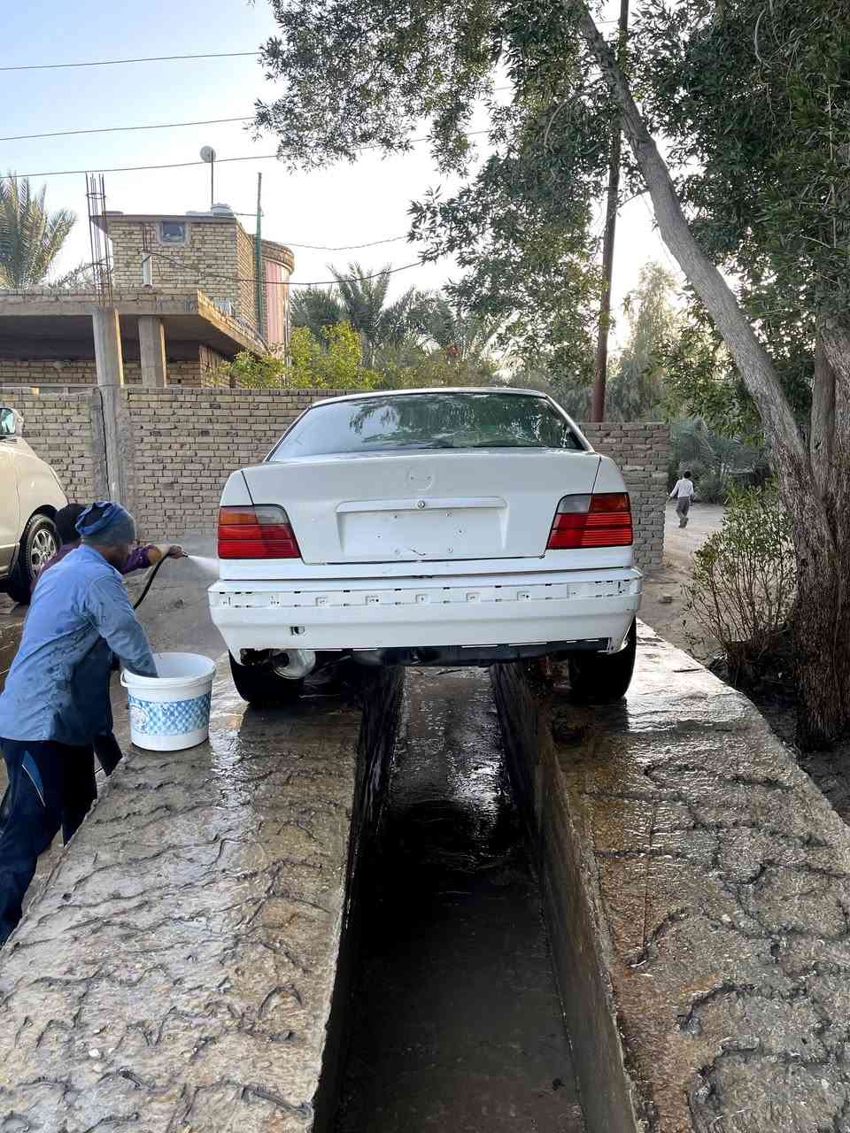 E36
للبيع رقم ديالي انكليزي جديد 
مكان السيارة الديواينه 

هزة جديده ما ساقطه  شهر ١ تسقط

كير عادي 

السيارة مكينه وكير جدد حاويه يعني اكفلهن مكينه ٢٥ مسحر فانوس والكير عادي جاترك نمره قصيرة

وياهه تخم وياله جدد ما مشدودوات 

مصبوغة جديد 

حداديه اماميه جديده وخلفيه نقص بس دبلات

اكسن مالتهه مقفول 

نواقص السيارة فقط مشط ويدة سايد بريك وبطاين بوب الاربعه ما بيهه عندي القديمات تعبانات انطيهن

وياهه كم شغله مشتريهن حاويه جديد انيطهن وياهه  ممصور الداخل الي تعجبه يراسلني او يراسل واتس اب على الرقم  وادزله صور اي شي يريدهه 

رايدهه ب ٣٣ ورقه 

بس شرط عندي التحويل

هذا رقمي ***********

او يدخلي خاص
