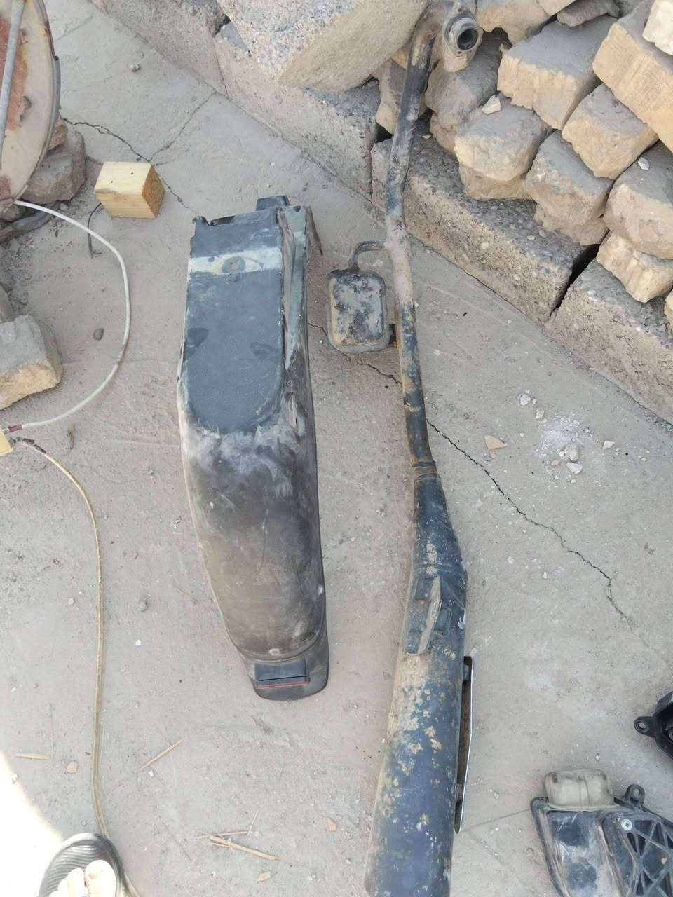 سلام عليكم شباب غراض بوكسر جبلي امانت الله غراض نضاف دبلات خلفي هاوزن خلفي كفر زنجيل ويل امامي نضيف بس متاكل شوي موضع بصوره دوسات خلفي شوته كامله كفر باتري ستيرن كامل شفت ويل خلفي شفت هاوزن خلفي صالنصه نضيفه موضح بصوره يحتاجلهة لحيم قاعده بنزات خلفي دوسه بريك خلفي عنبار امامي جاملق خلفي غراض نضاف امانت الله سيبايه خلفي قيم بل يرضه بي الله  مكاني بغداد مدينه صدر رقمي ***********
