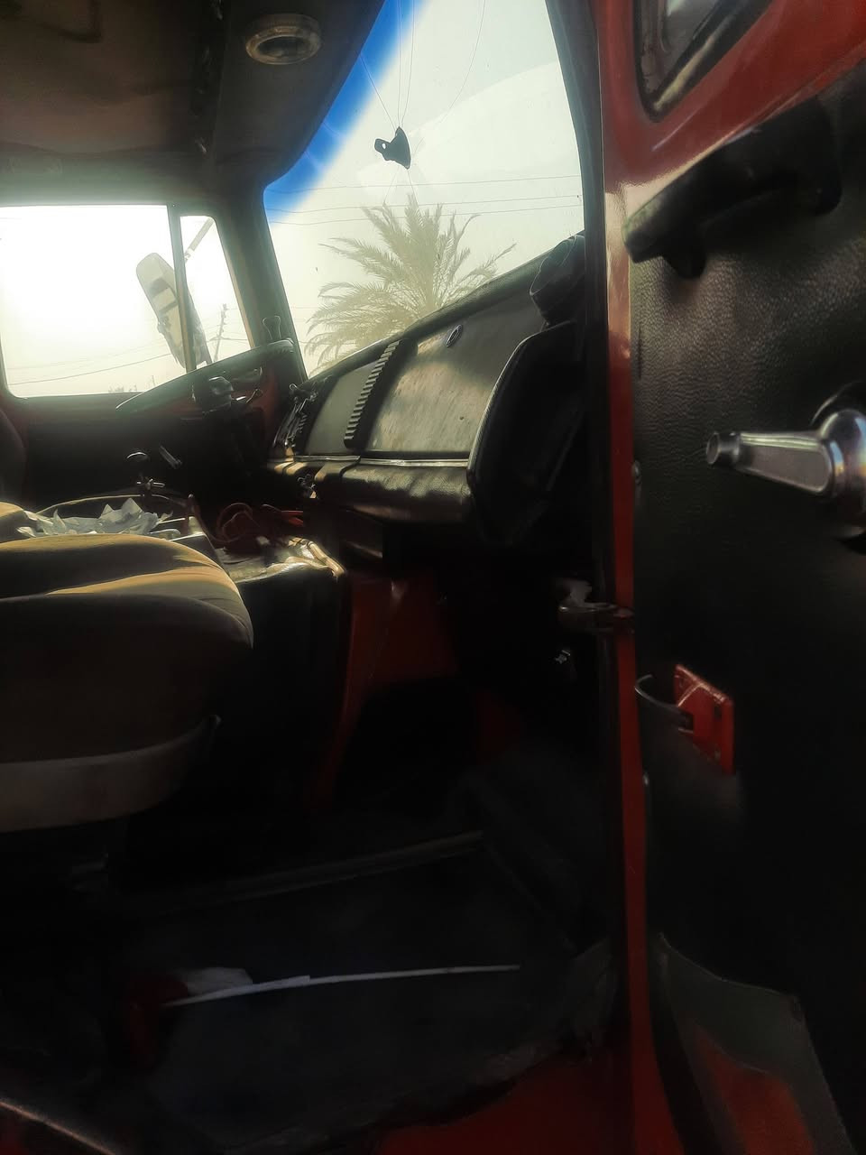 السلام عليكم فيات للبيع بلادي حافضة سته وربع مكينه وكير البي تخم تاير جاهزه للعمل وكاله عامه مكانه واسط سعر ٩ملاين وبيه مجال ***********ابو مهدي
