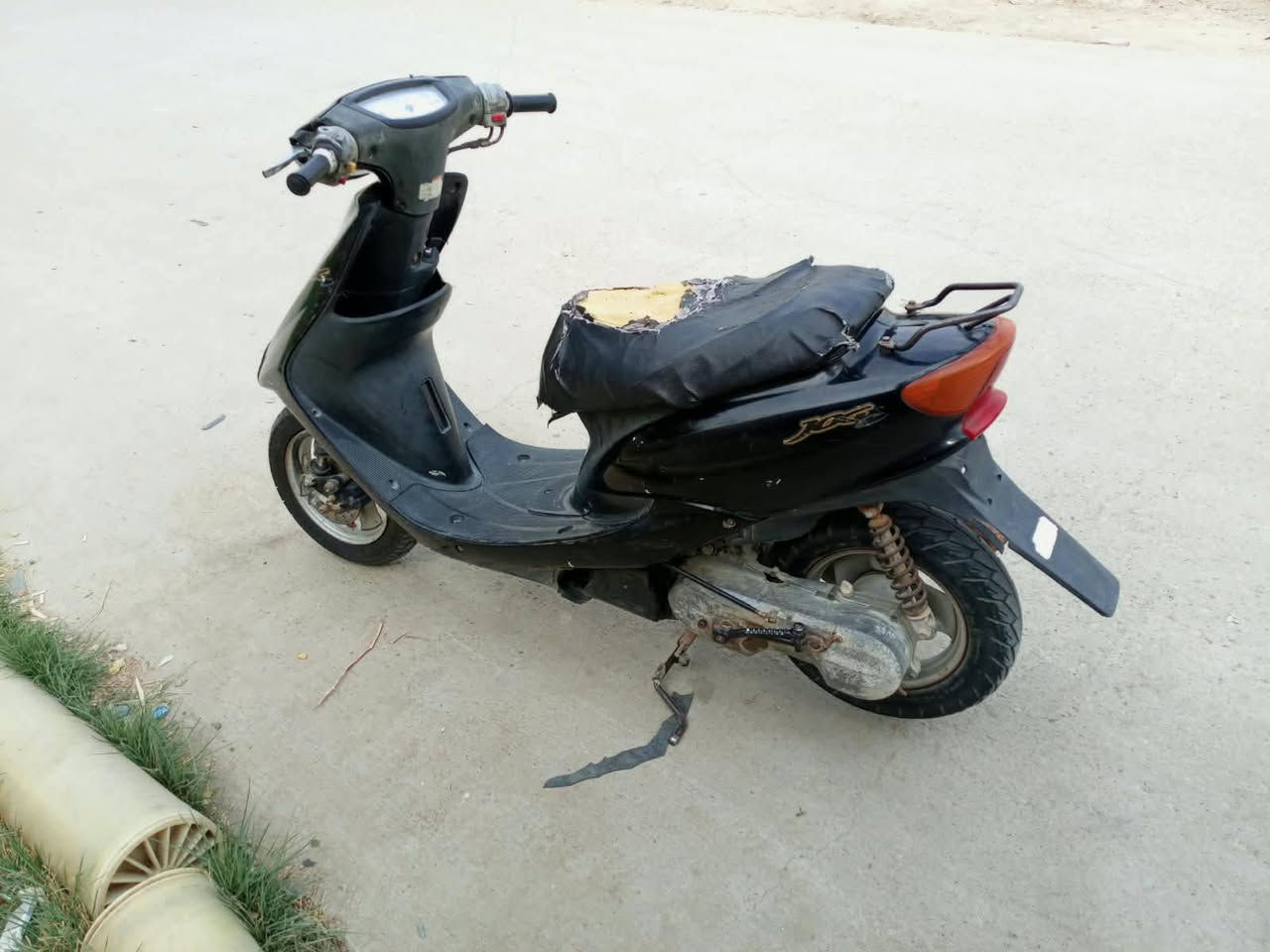 دراجه للبيع
عصفوريه مامفتوح برغي بيه وشرط شلعه ومعدل

وسعر 250بيه مجال قليل 

مكان ناصريه غراف//***********واتساب
