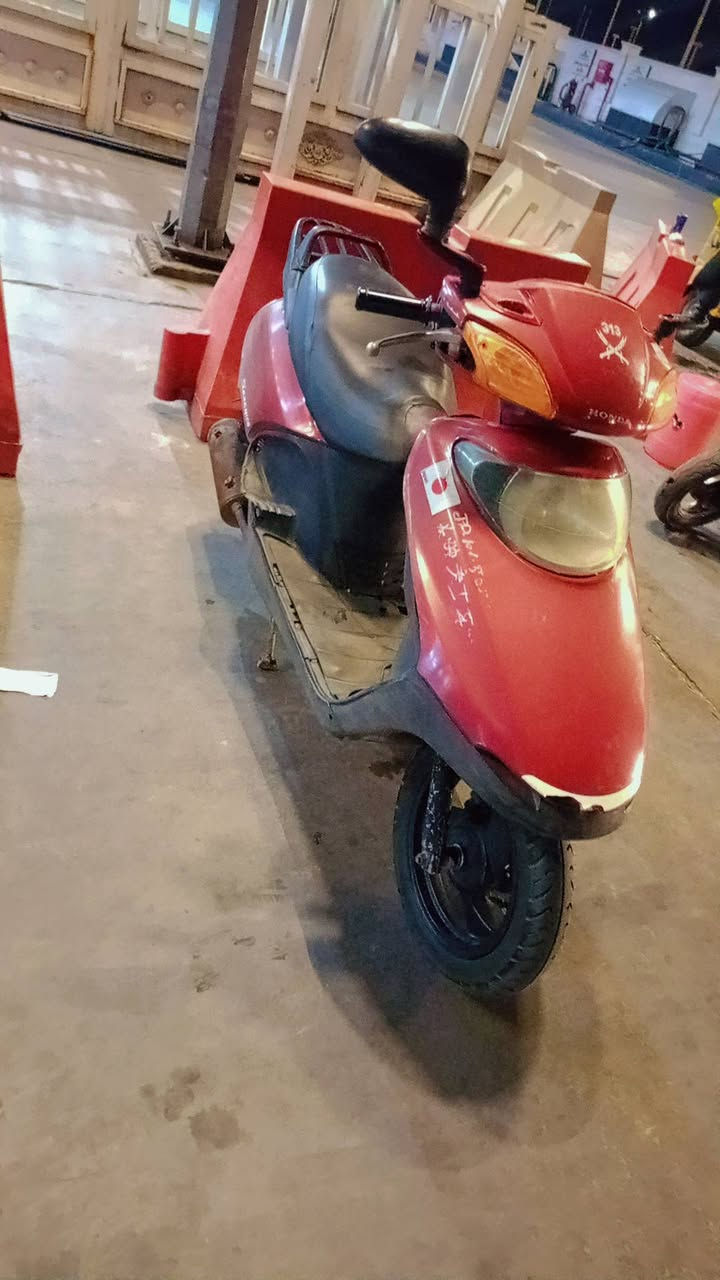 السلام عليكم حبايب 

سبيسي ياباني لبيع🛵

تجفيت جديد وسلف جديد وتاير امامي جديد

 وباتري جديد نكره سلف يعني جاهزه الله

 يشهد بس قبق هندر يراديه

450بيه مجال لطيبين 

***********📲
