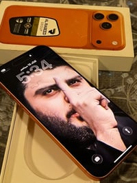 آيفون ١٧ برو ماكس • ٢٥٦ • بطاريه ٩٨%