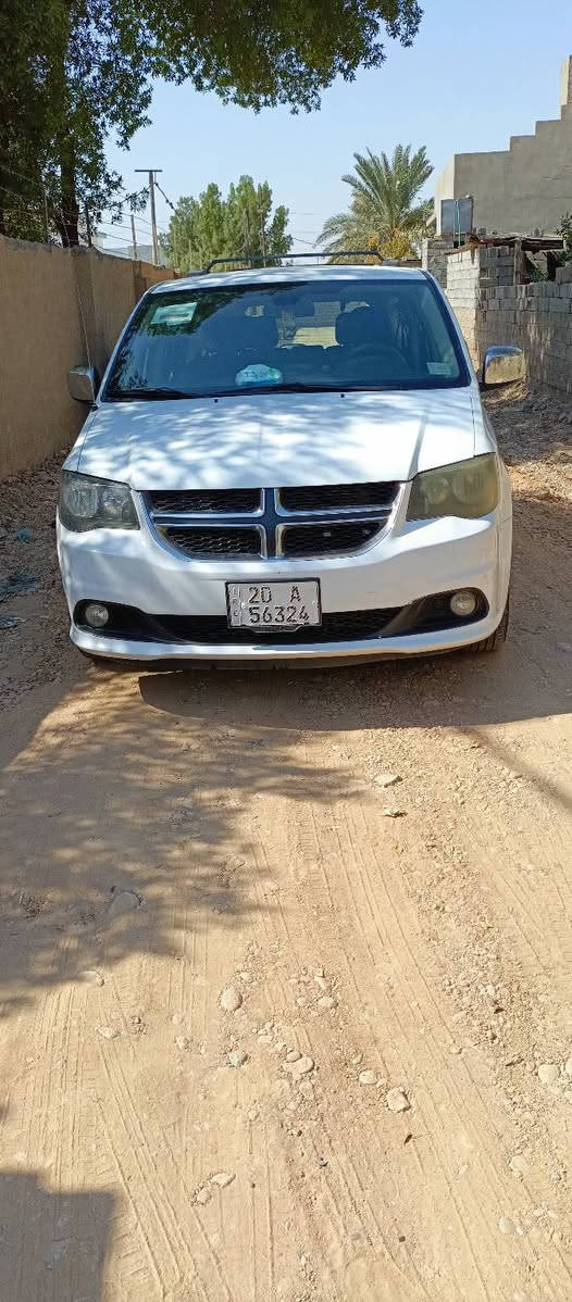 للمراوس او البيع
دودج كراند كرفان Dodge Grand Caravan SXT
موديل 2019 لون ابيض رقم ديالى 
مكان السيارة : ديالى
الممشى : 140 ميل فقط
المواصفات : SXT فول مواصفات - شاشة كبيرة - كامرة - تحكم - كروز - 7 راكب

السيارة مكفولة من الضربة القوية والغرق والشاصي واللغد والايرباك
الصبغ : 3 قطع ونص فقط جمالية بدون دواخل
صفحة السايق : جاملغ امامي + بيبان
الصفحة الثانية : باب خلفي
بدون معجون ولا دواخل
محرك وكير بشرط الفحص

السعر قفل للبيع : 15,000$ وبيها مجال بسيط
المراوس : اراوس بــ برادو 2009 وانت صاعد
او بيكم فورد F-150
وادفع فرق اذا تطلب

للجادين فقط - اتصال او واتساب
[خلي رقمك هنا]
وهاي صيغة مختصرة للتعليقات:

عندي كراند كرفان 2019 ابيض رقم ديالى SXT ماشي 140 ميل، مكفول بيه 3 قطع ونص صبغ بدون دواخل، جاملغ وبابين صفحة السايق وباب خلفي الصفحة الثانية. قفل 150$ للبيع، اراوس ببرادو 09 وفوك او F-150 مكانه ديالى. بعقوبة, ديالى

نص مكتوب في الصور:
- للمراوس او للبيع Dodge Grand Caravan SXT 2019 ابيض - رقم ديالى - ماشي 140 ميل مكفول - صبغ 3 قطع ونص السعر: $15,000 مراوس ببرادو 2009 وفوق او 150-F السيارة نظيفة - جاهزة للتسجيل . ديالى - العراق للمزيد من المعلومات | اتصال: ***********