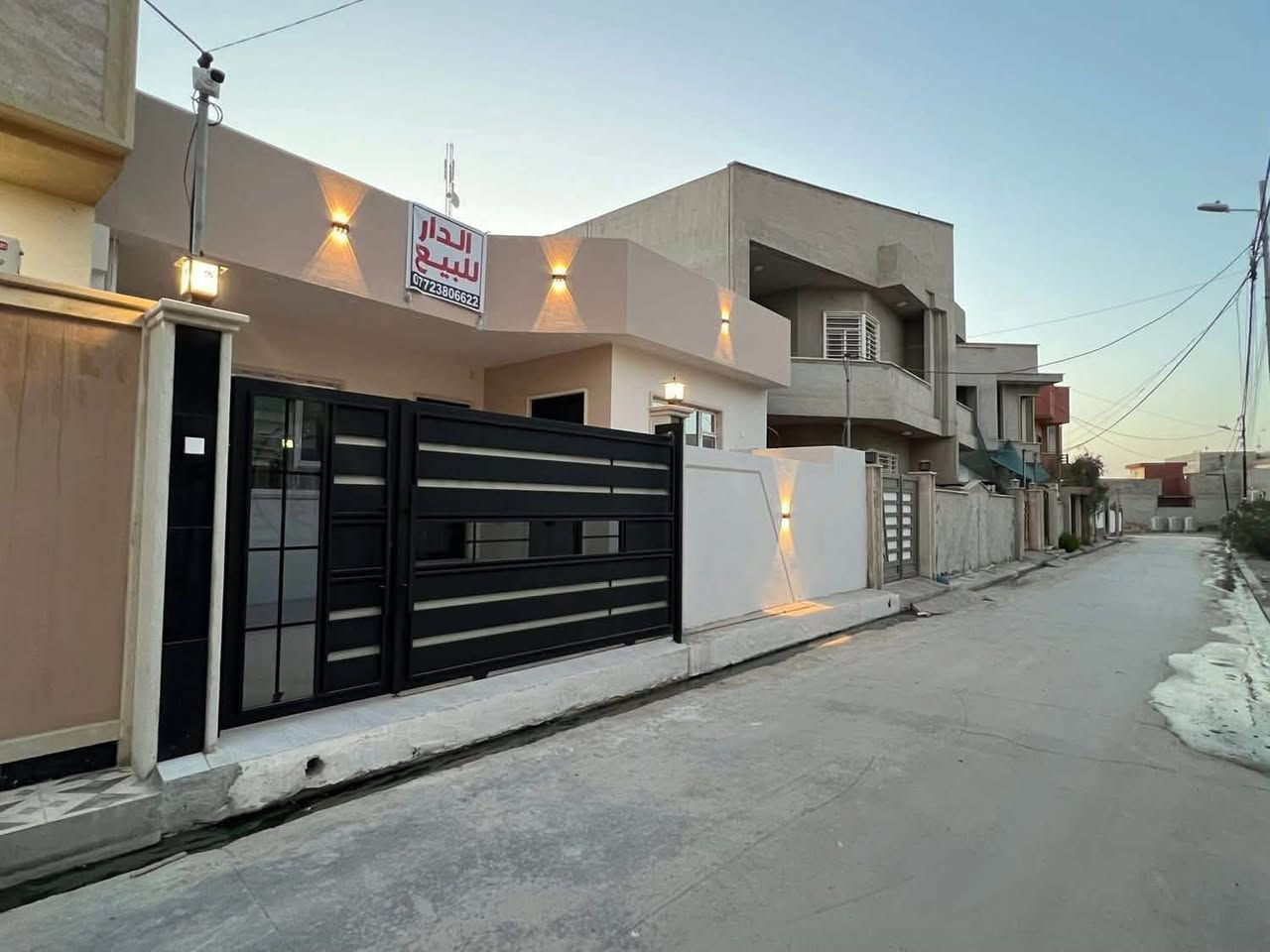 للبيع للبيع 🤝
✅ دار سكني  بناء حديث فول مواصفات 

📍 موقع الدار مزارع زيونه يم دائرة مرور 

     بستان ملك صرف بيت العراقي كارت بلدية 

    الفرع المقابل المولدة فرع الكفتريا موقع مميز

🏠 مساحه الدار 170 م👈 واجهة 10 👉 عمق 17 

     بناء فول واحد على واحد

ط١/كراج استقبال هول مطبخ غرف نوم عدد 2 

صحيات 

تفاصيل اكثر اتصال على الرقم 

⭕ للاستفسار عن السعر وباقي التفاصيل اتصل بنا

اسيا☎️ ***********
