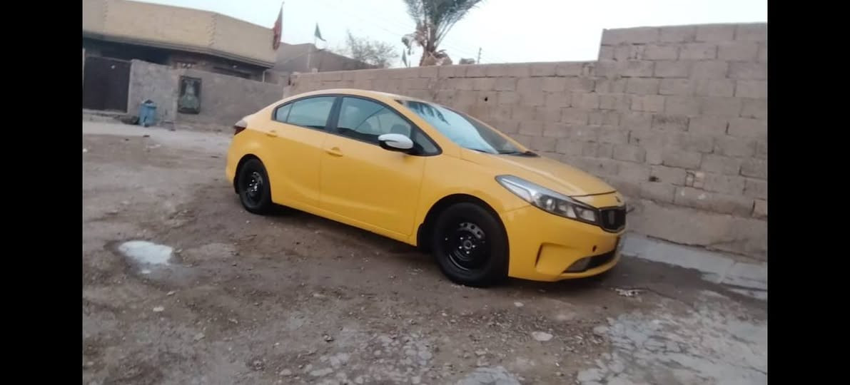 سلام عليكم ورحمة الله وبركاته فورتي موديل 2017 وارد أمريكا حادث فقط بنيد بدون دواخل سيارة ليبل واحد بسمي مصفره هياه وغرامات هزه جديده سيارة ماناقصها برغي كبل لل شغل محرك2000دوش المرغوب كير ايتي تخم تاير السعر110وبيها حك جيتك العنوان بغداد المشتل حي الراسه ستفسار*********** /***********
