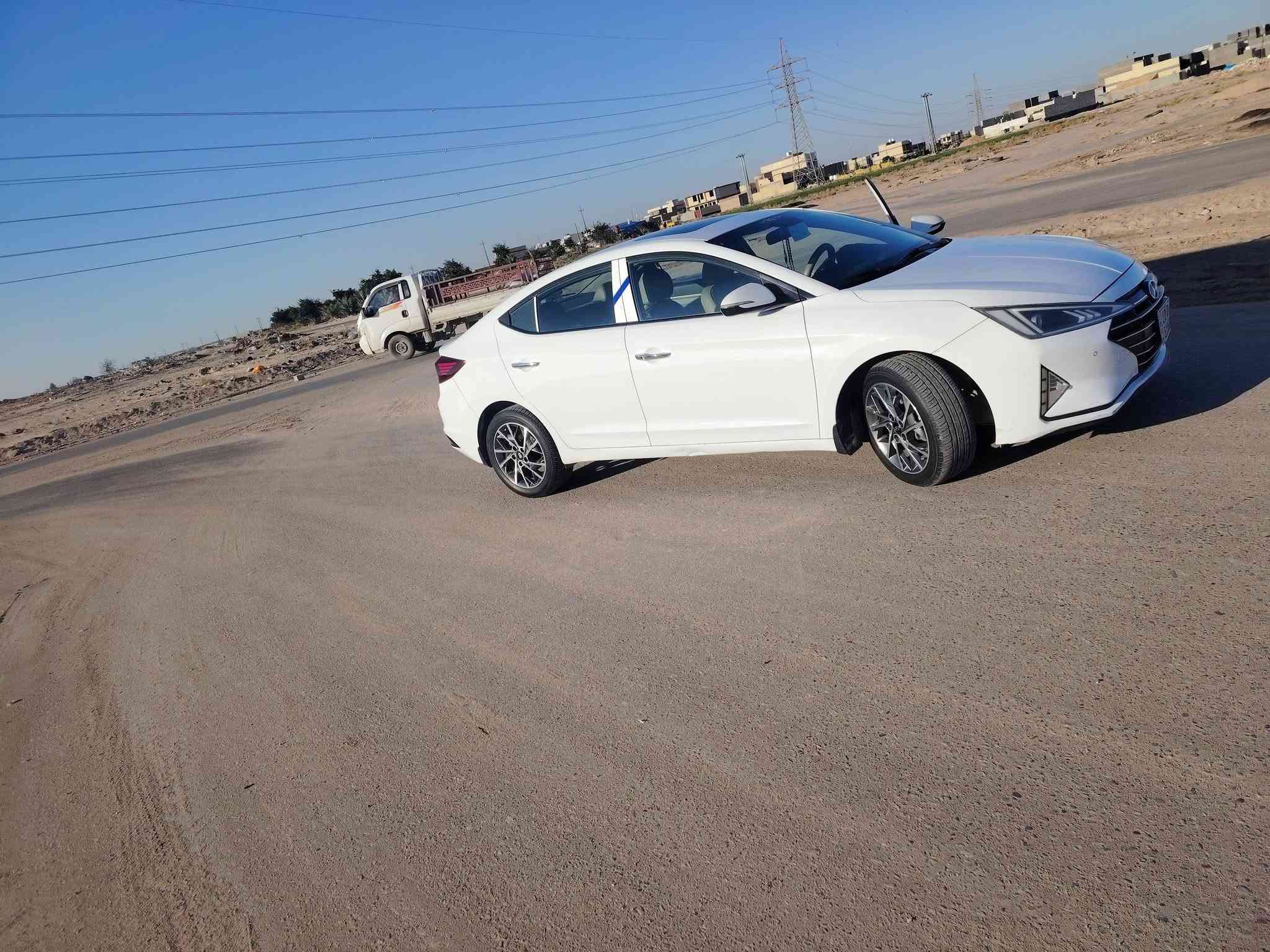 السلام عليكم النترا 2019 شكل العشرين ماشيه 37 1 خليجي كفاله السعر 160 وبيها مجال شراي يتصل كان السياره كربلاء رقم اربيل دولي ***********
