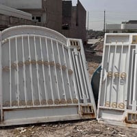 باب حوش • للبيع